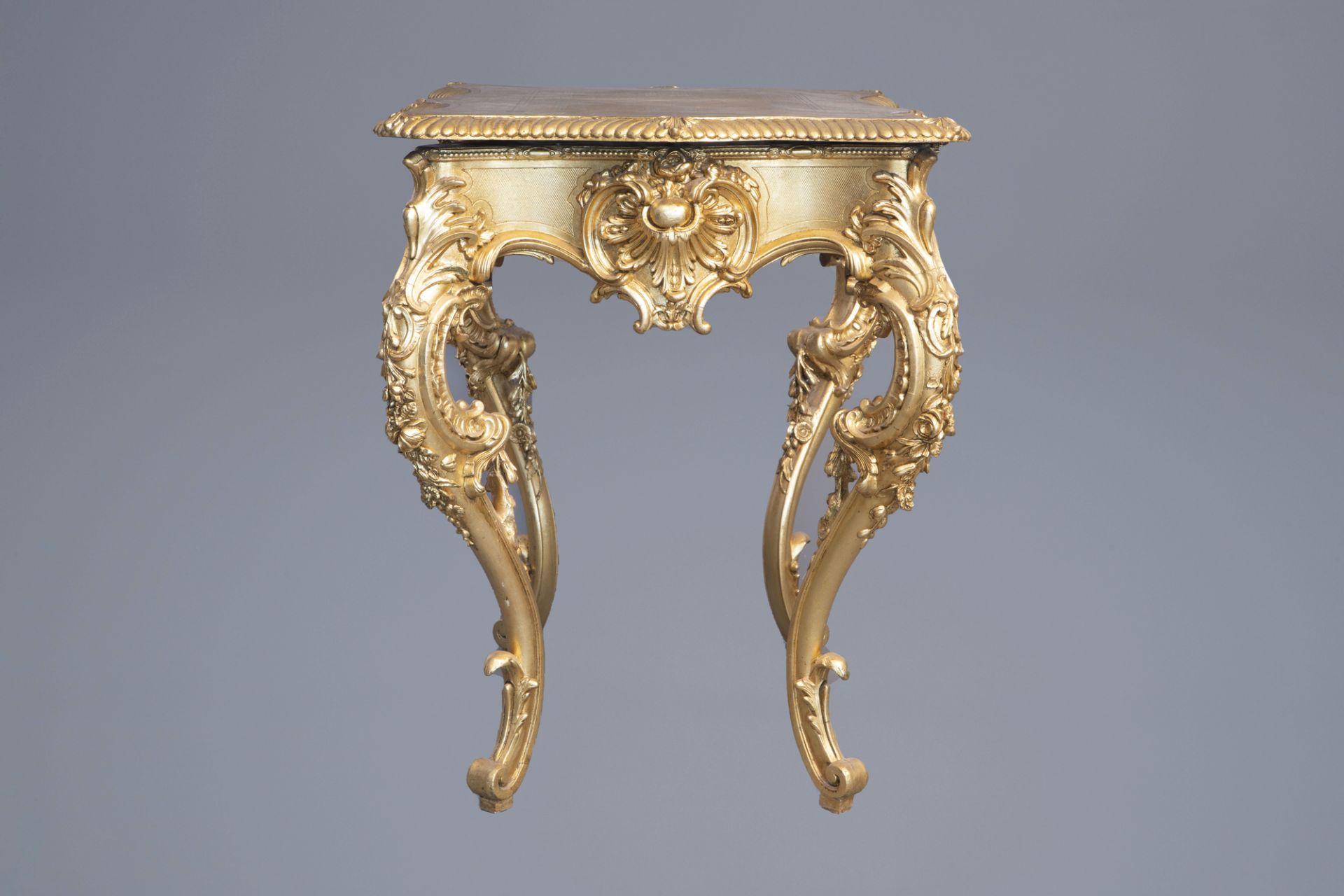 A lavish gilt Louis XV style coiffeuse with rosewood veneer inside, 19th C. - Image 5 of 9