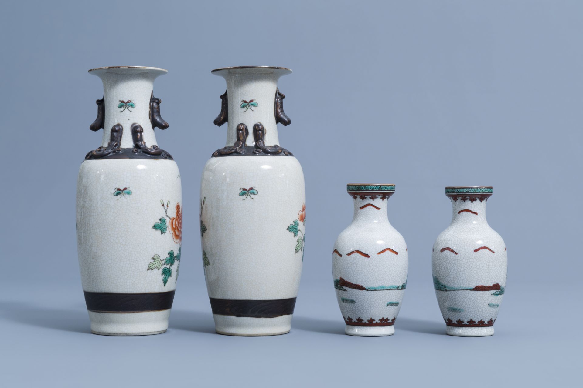 A varied collection of Chinese famille rose, verte, blue & white porcelain, 18th C. & later - Image 10 of 36