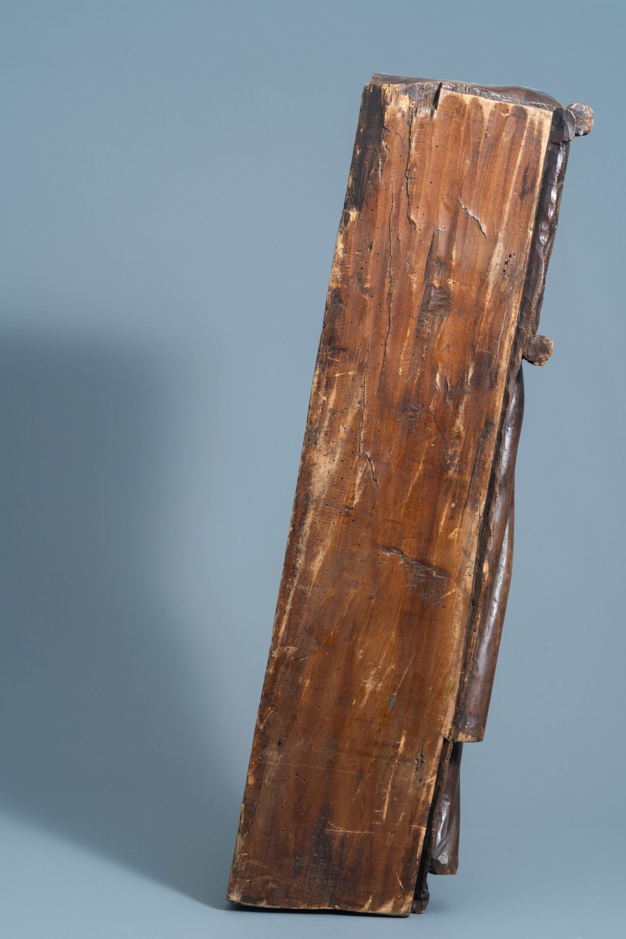 A French or Flemish carved wooden figure of a bishop on his deathbed, most probably Saint Bavo of Gh - Image 7 of 11