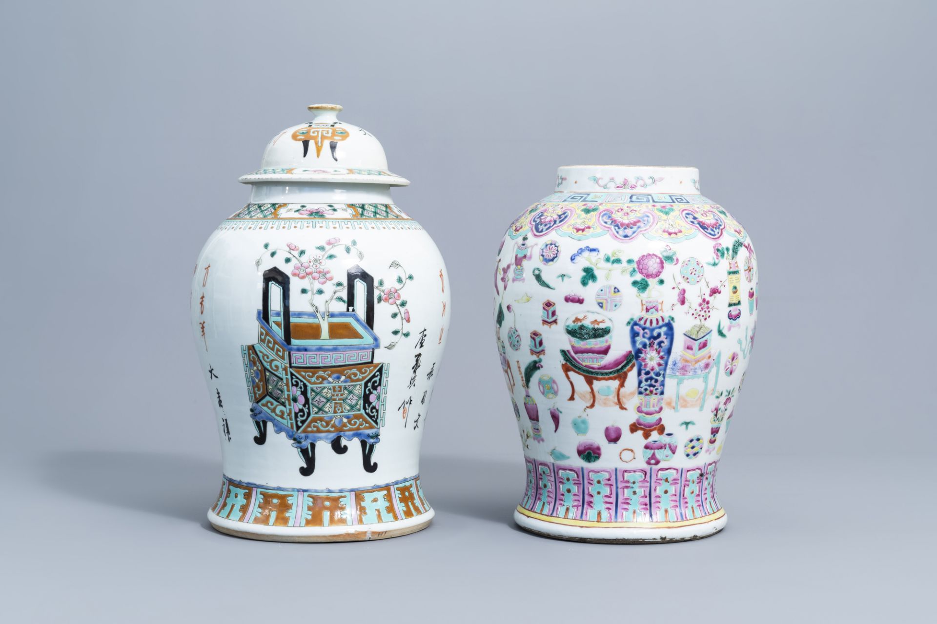 A Chinese famille rose vase and cover with a flower basket and an 'antiquities' vase, 19th C. - Image 3 of 8