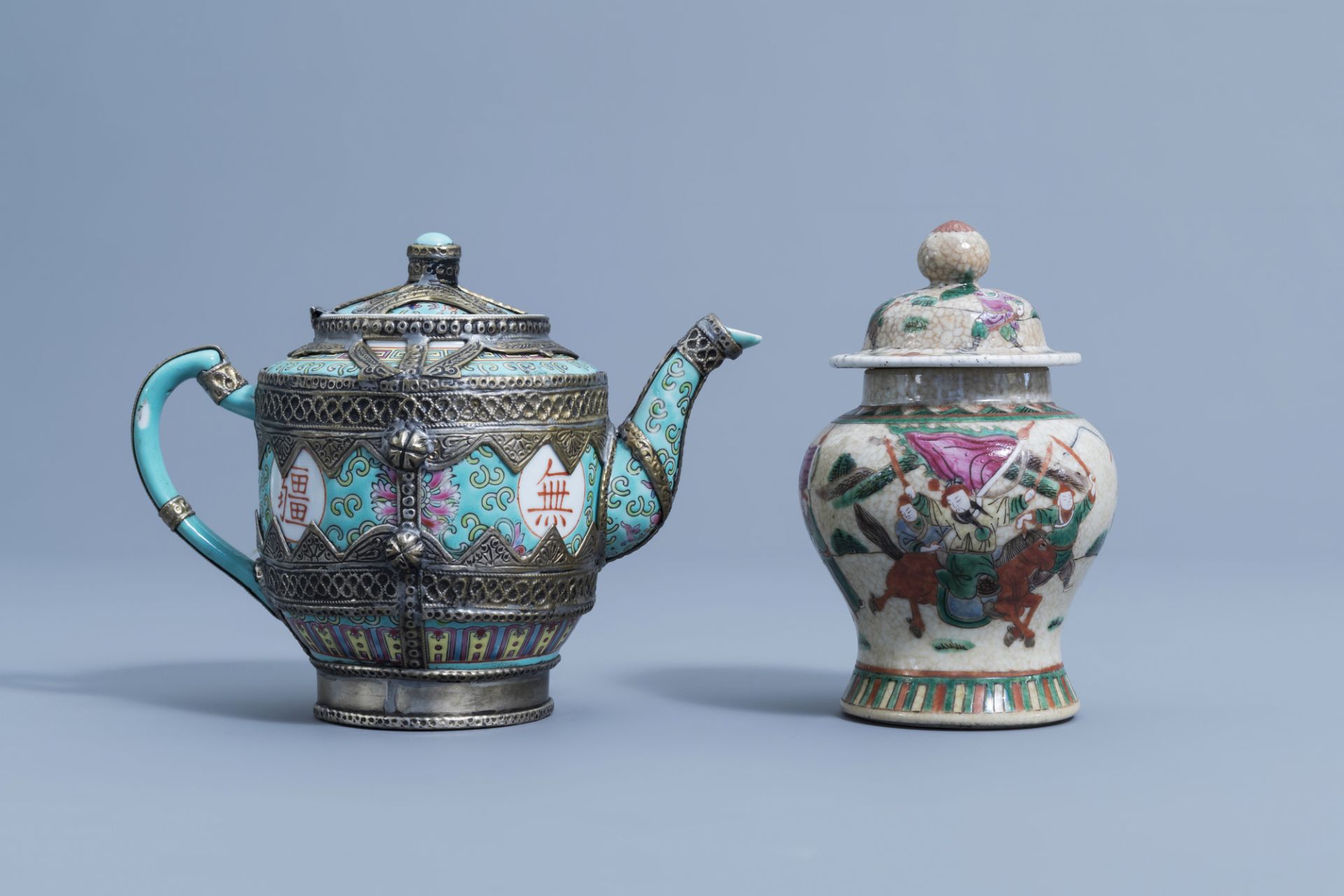 A varied collection of Chinese famille rose, verte, blue & white porcelain, 18th C. & later - Image 14 of 36