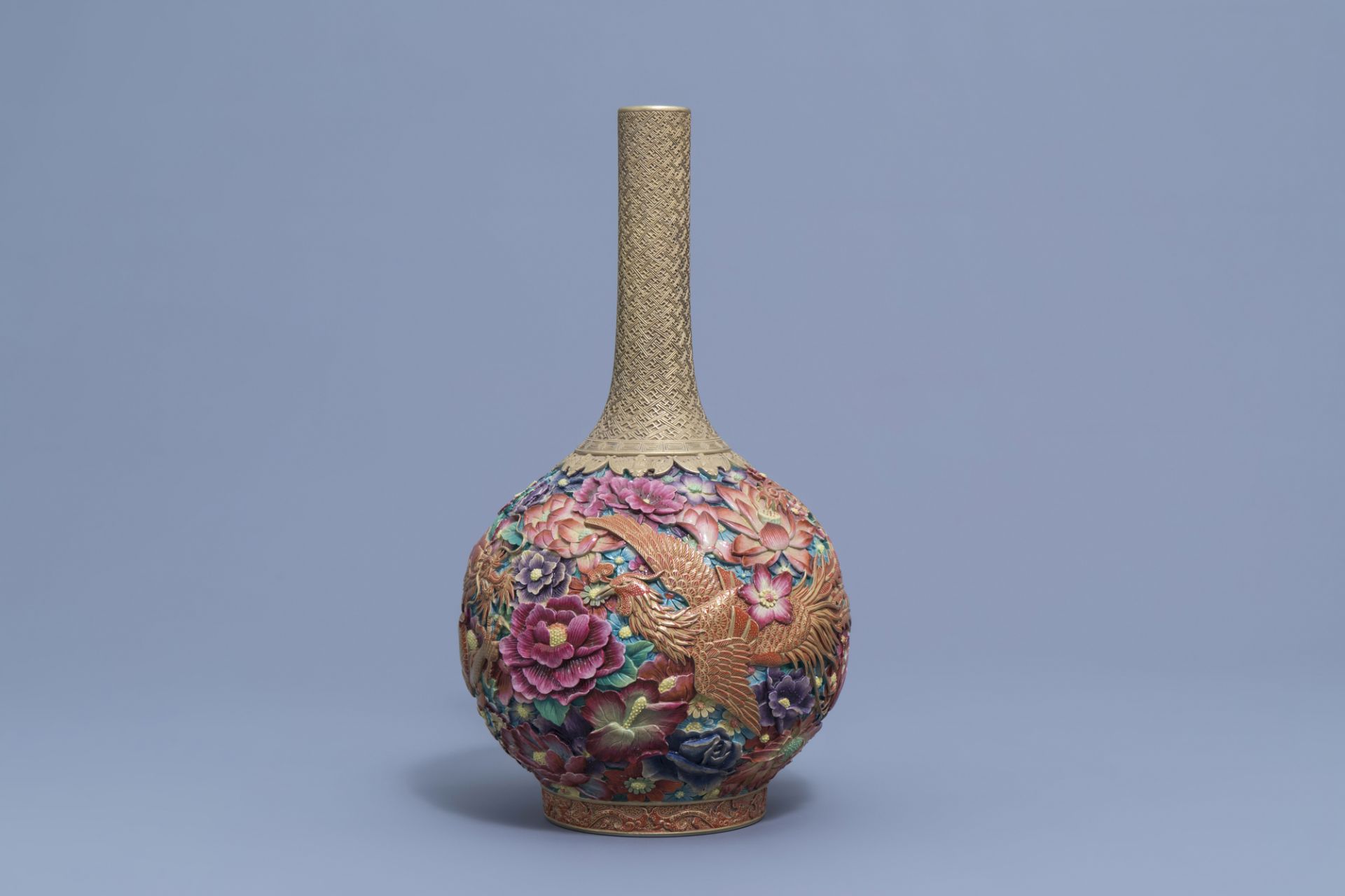 A Chinese famille rose 'dragon and phoenix' bottle vase, Qianlong mark, 20th C. - Image 5 of 7