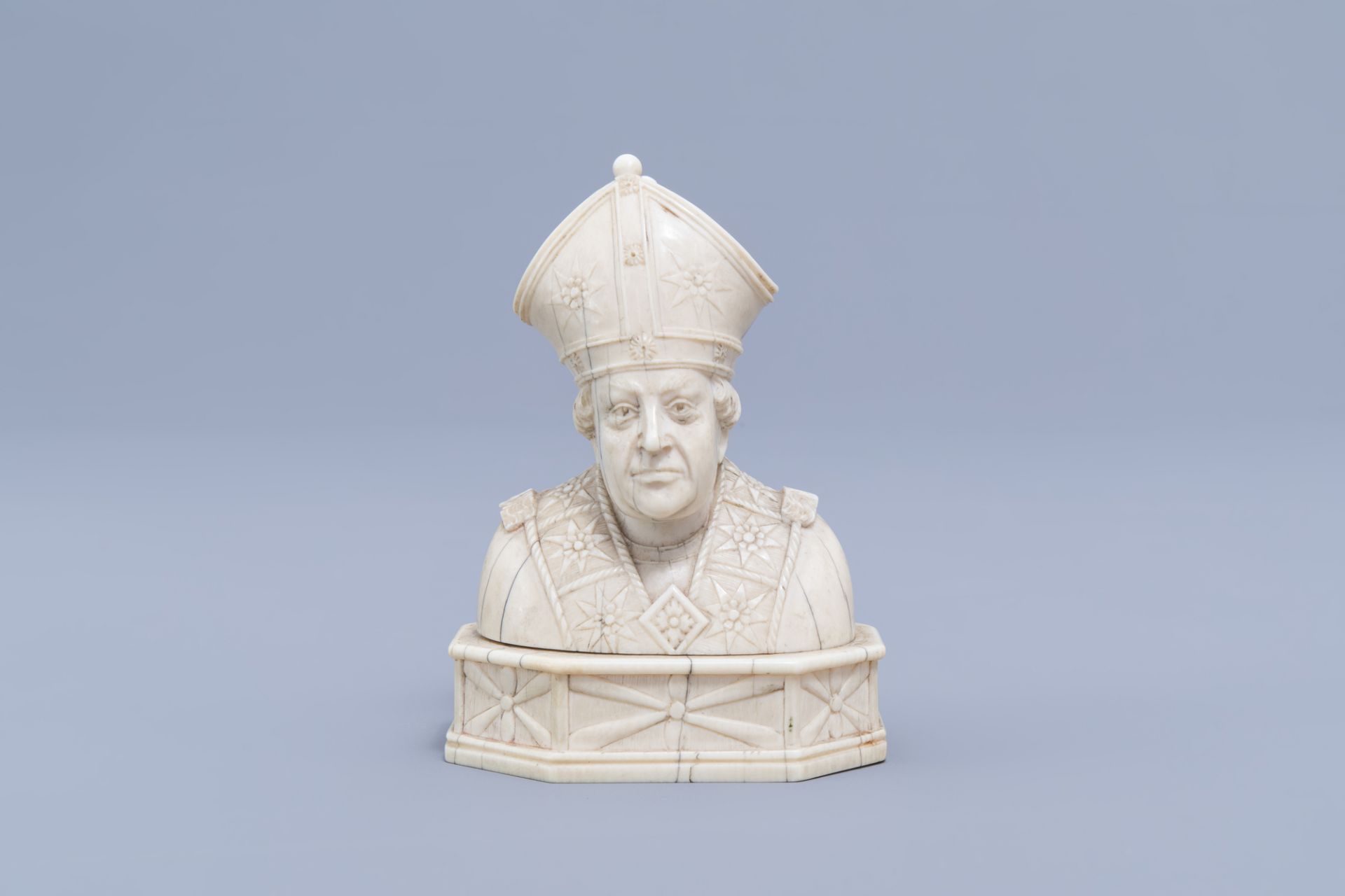 A French carved ivory bishop bust shaped reliquary, Dieppe, 19th C. - Image 4 of 11