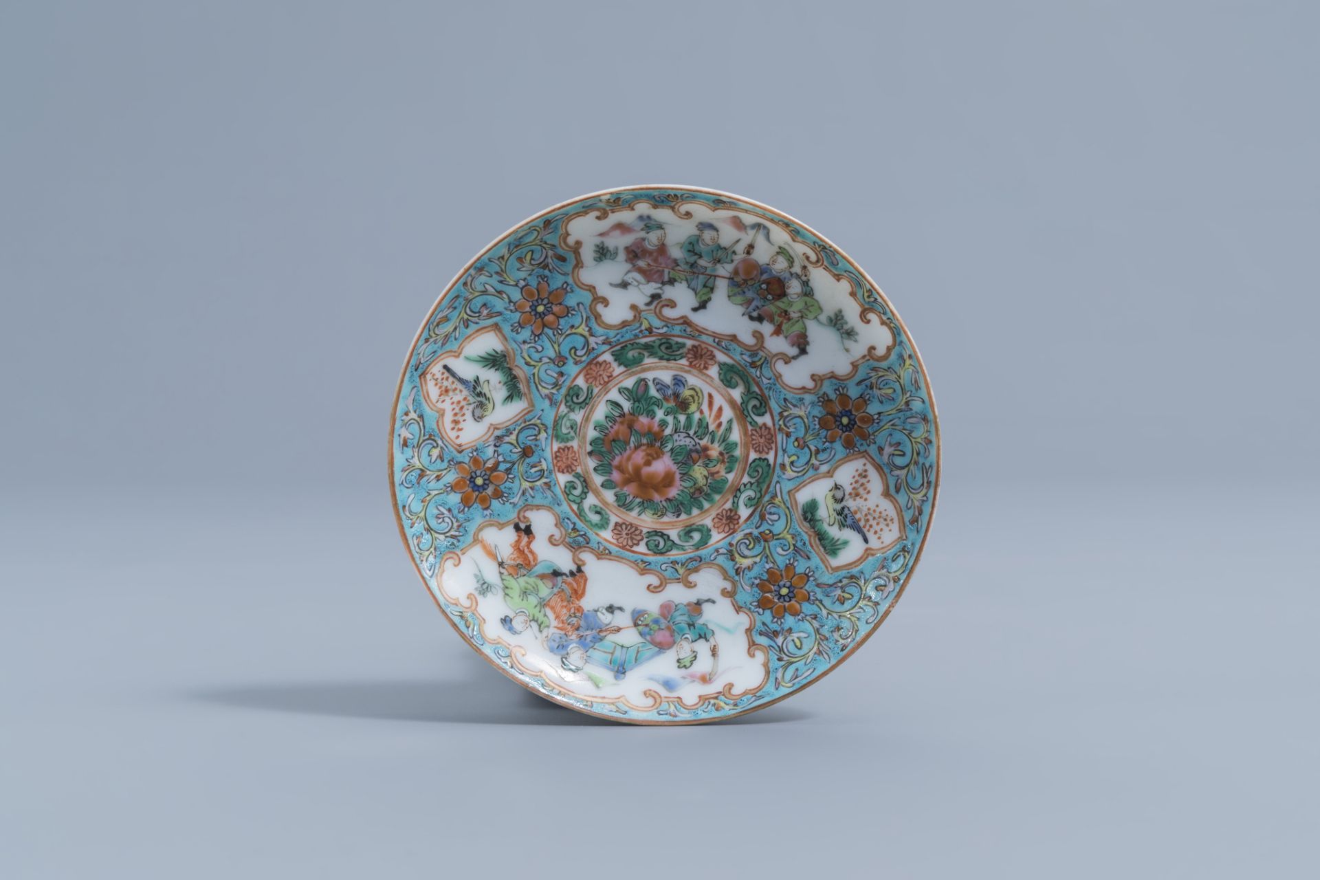 A varied collection of Chinese Canton famille rose porcelain, 19th/20th C. - Image 24 of 31