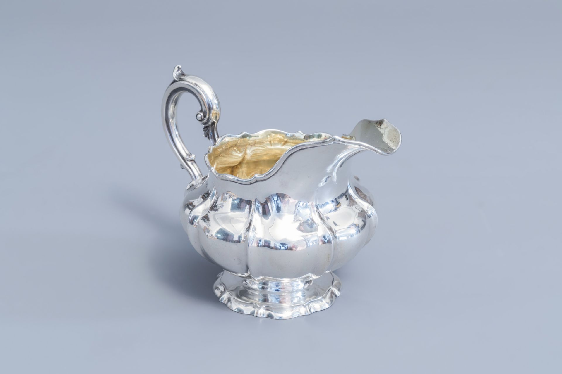 An English silver sauce boat, London, maker's mark W.B., 925/000, dated 1833