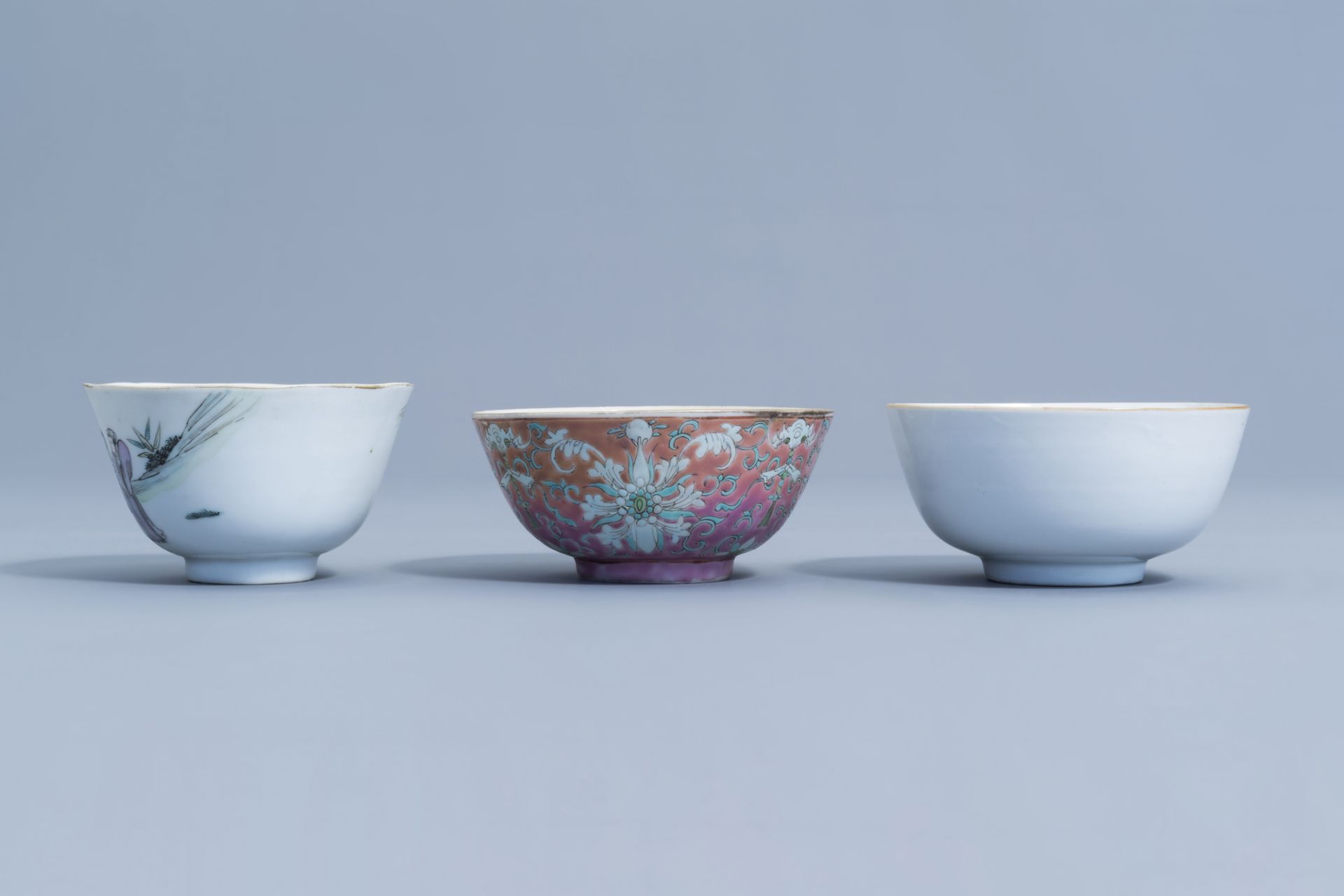 A varied collection of Chinese qianjiang cai and famille rose porcelain, 19th/20th C. - Image 10 of 24