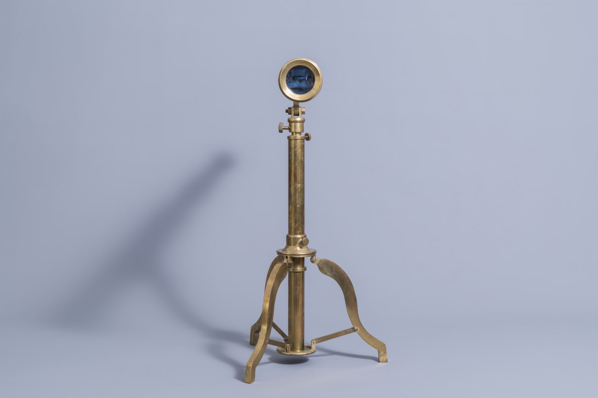 An English Stanley London brass telescope on a tripod stand, 20th C. - Image 5 of 8