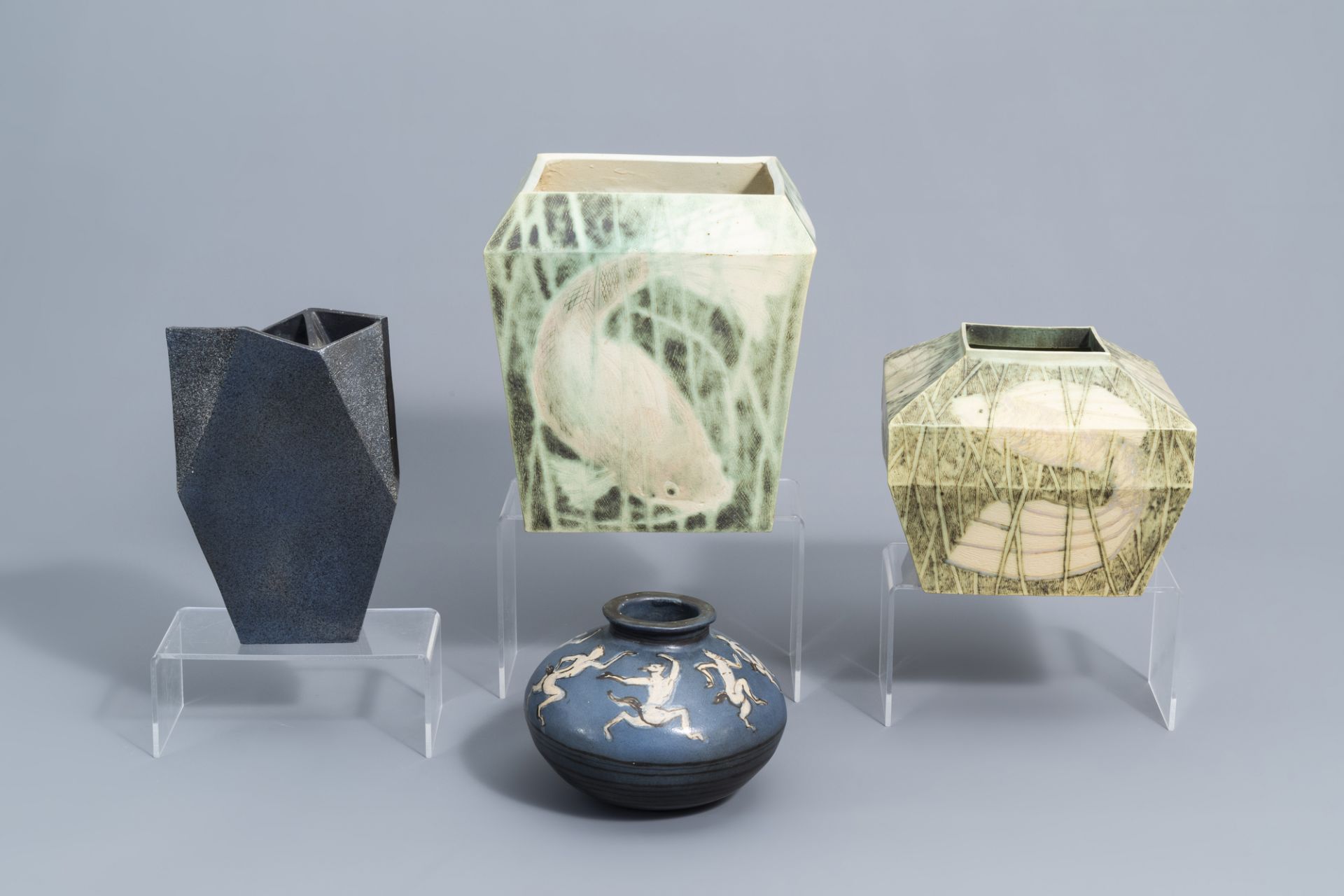 A varied collection of Dutch studio pottery, a.o. Fontein, 20th C.