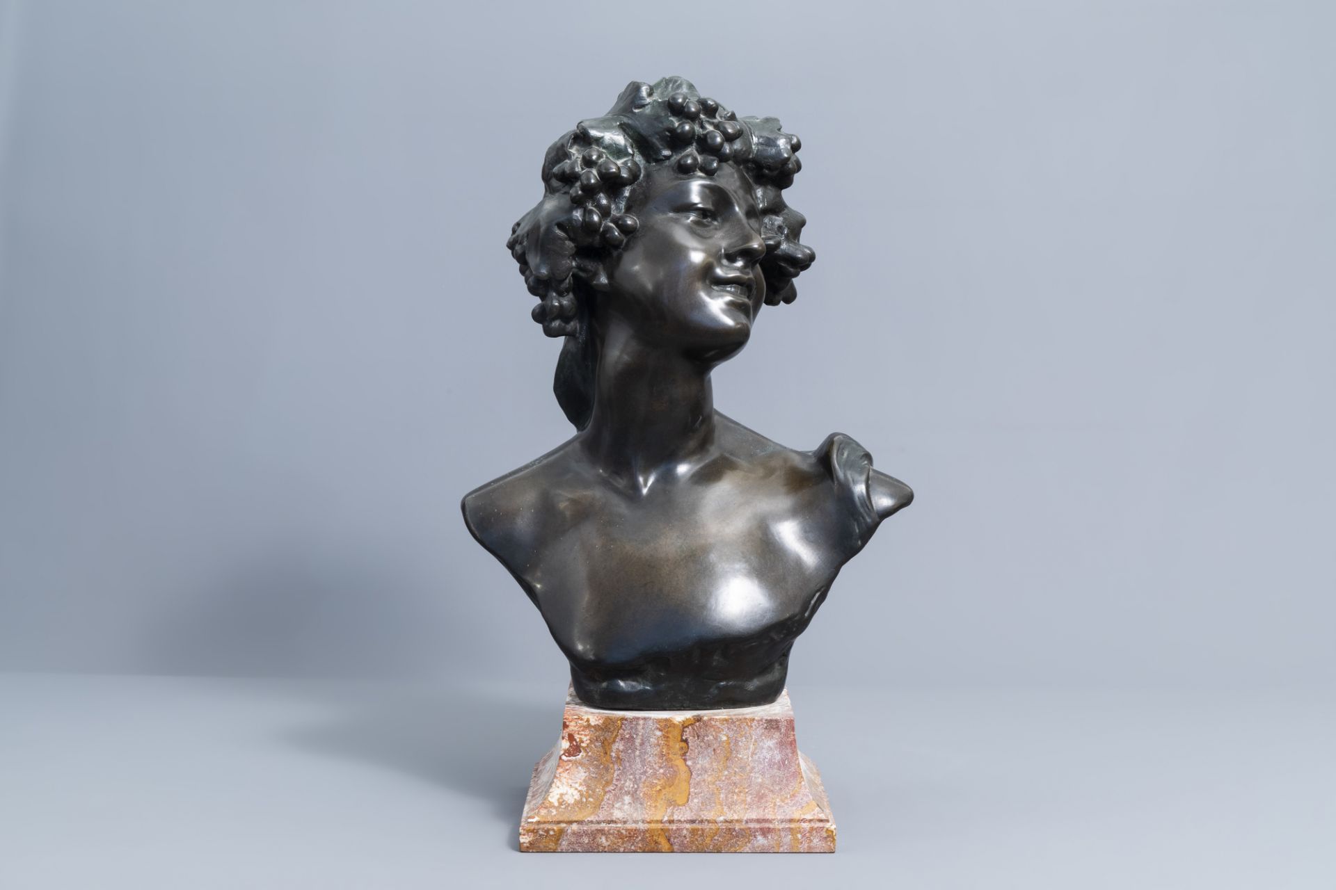 Jef Lambeaux (1852-1908): Bacchant, patinated bronze on a marble base - Image 2 of 8