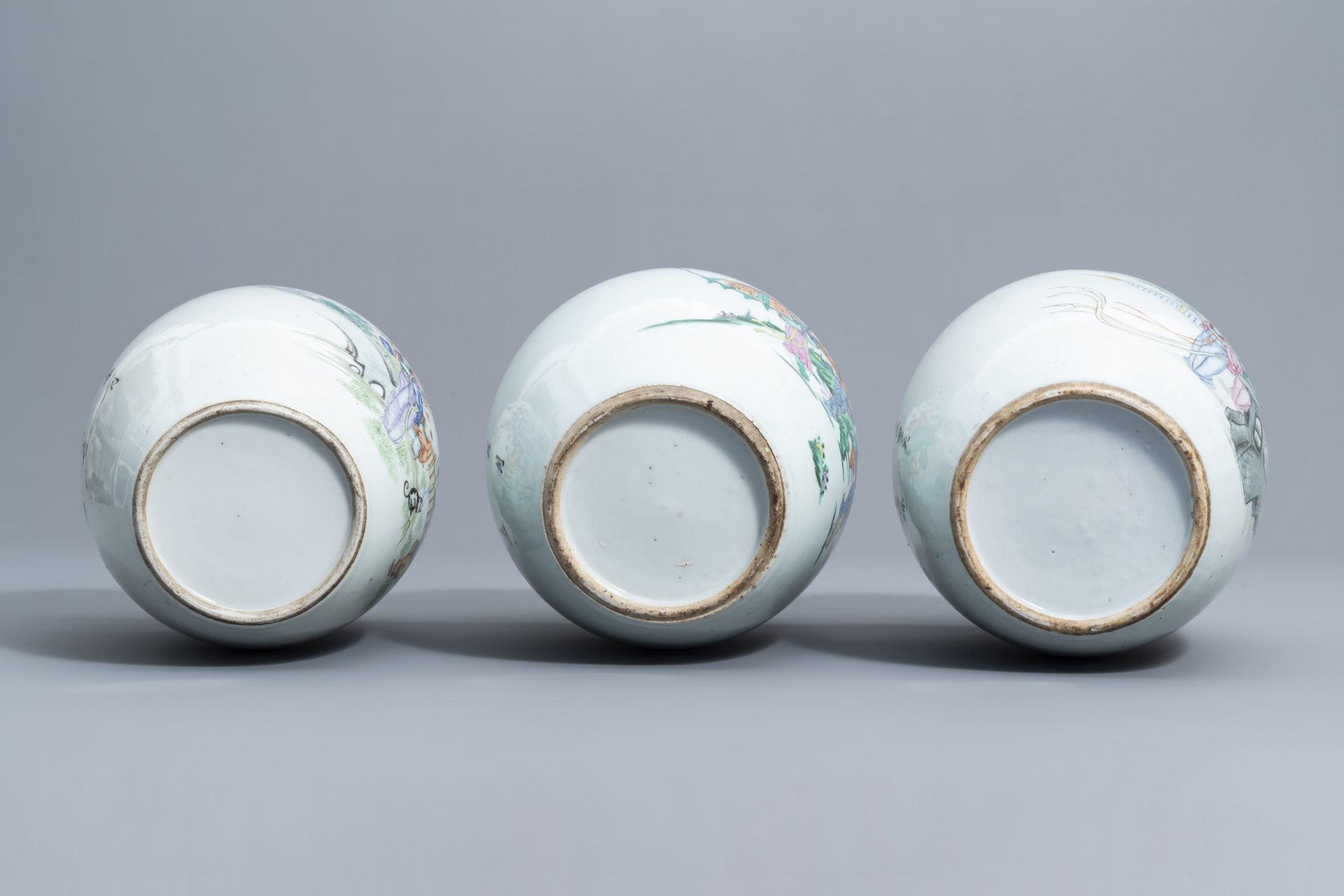 Five various Chinese famille rose and qianjiang cai ginger jars, 19th/20th C. - Image 7 of 15