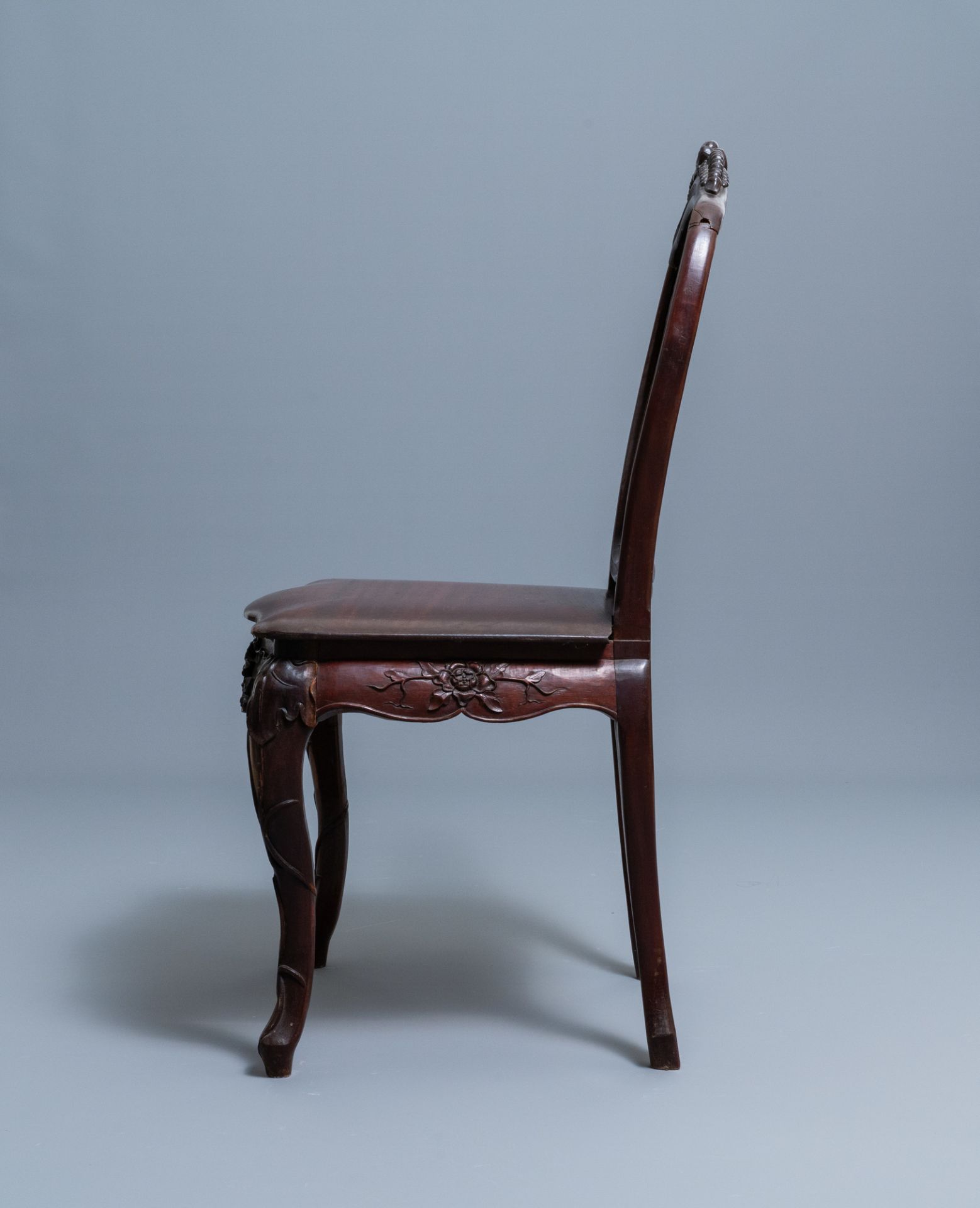 Four wooden chairs with reticulated backs, Macao or Portuguese colonial, 19th C. - Image 21 of 47
