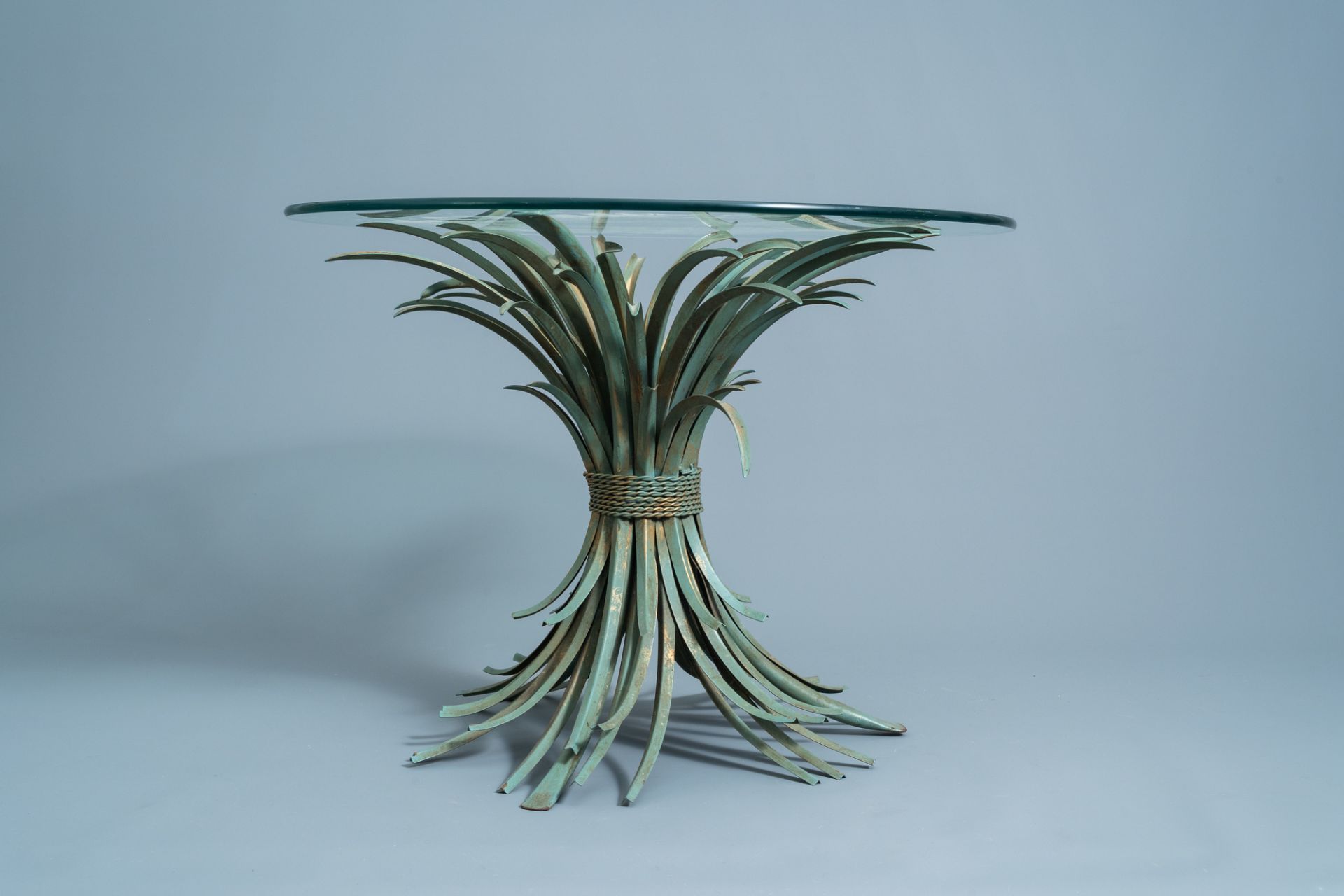 A vintage Coco Chanel style patinated metal coffee table with glass top, second half of the 20th C. - Image 4 of 7