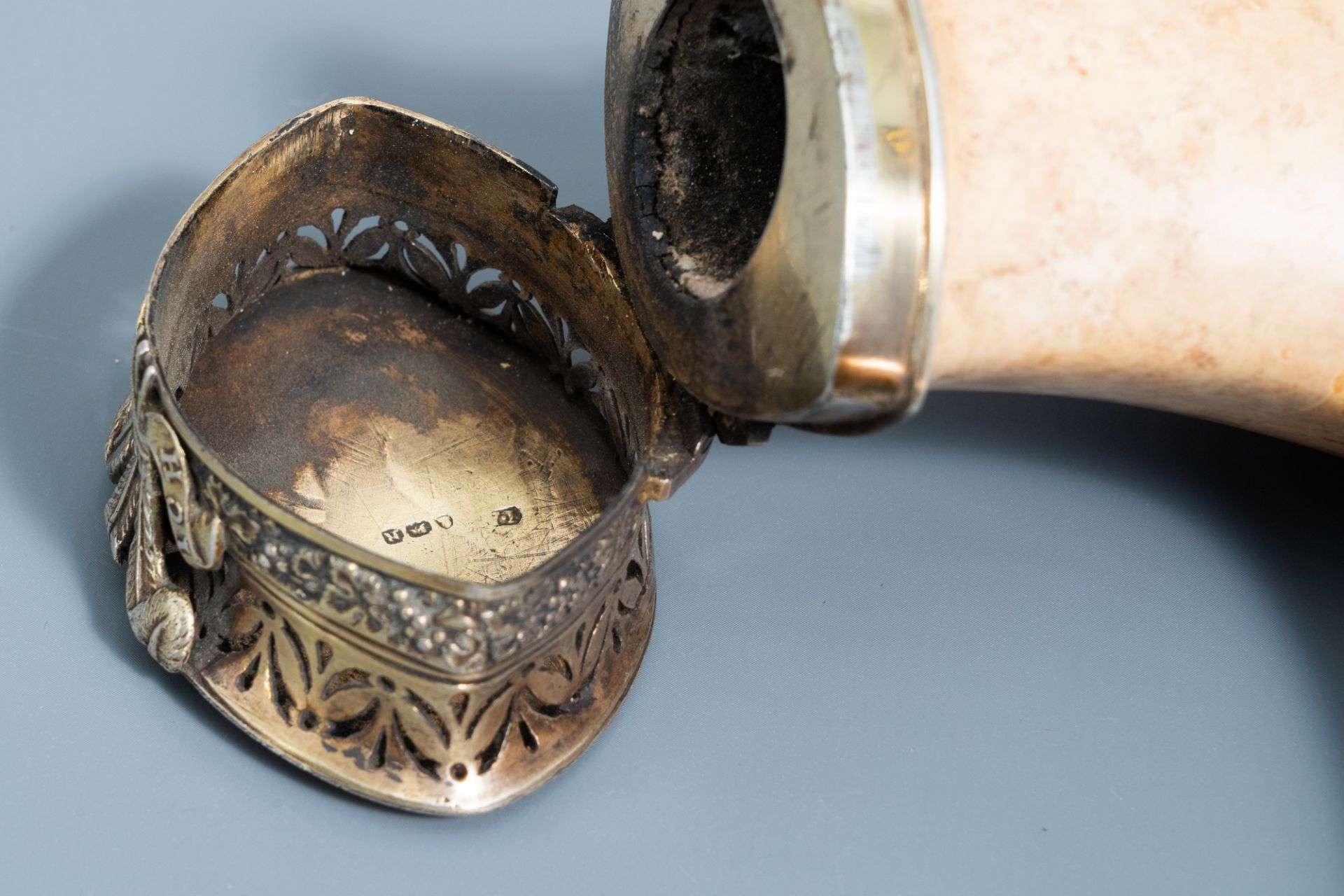 A gilt silver mounted meerschaum pipe with the 'Prince of Wales' feathers' and one with symbols of t - Image 5 of 8