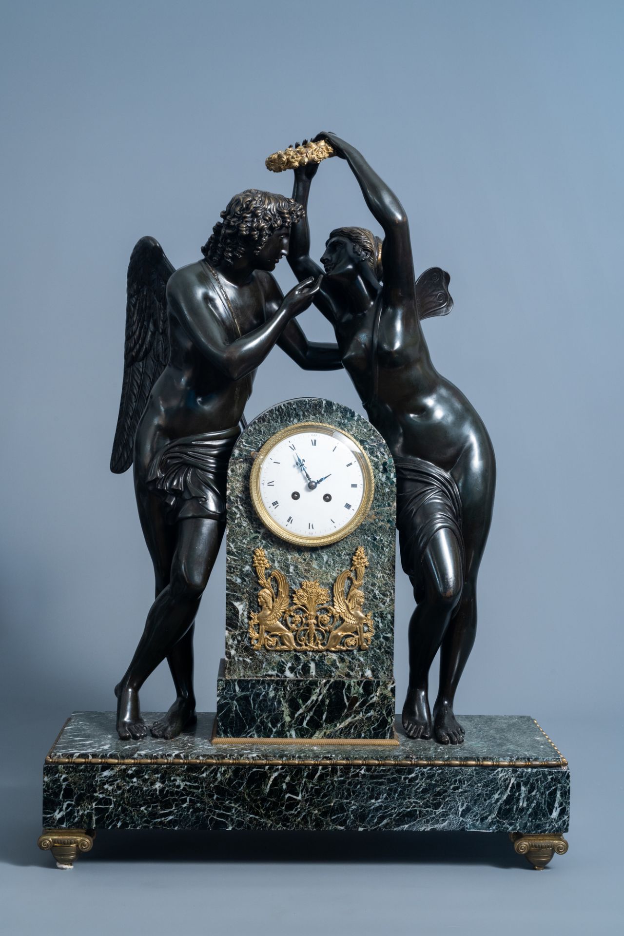 An impressive French patinated and gilt bronze mounted vert de mer marble Empire style mantel clock - Image 2 of 9