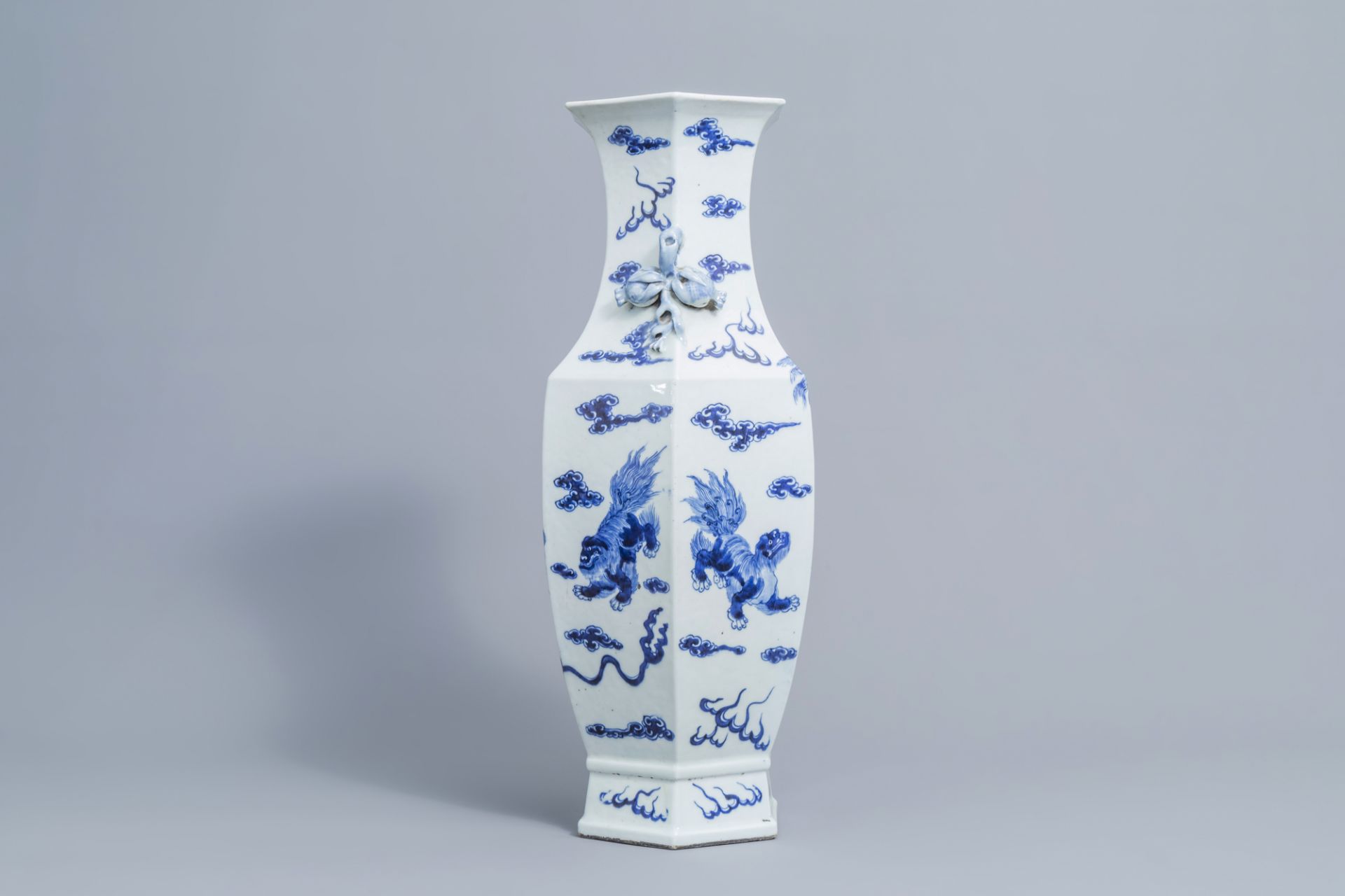 A hexagonal Chinese blue and white 'Buddhist lions' vase, 19th C. - Image 2 of 6