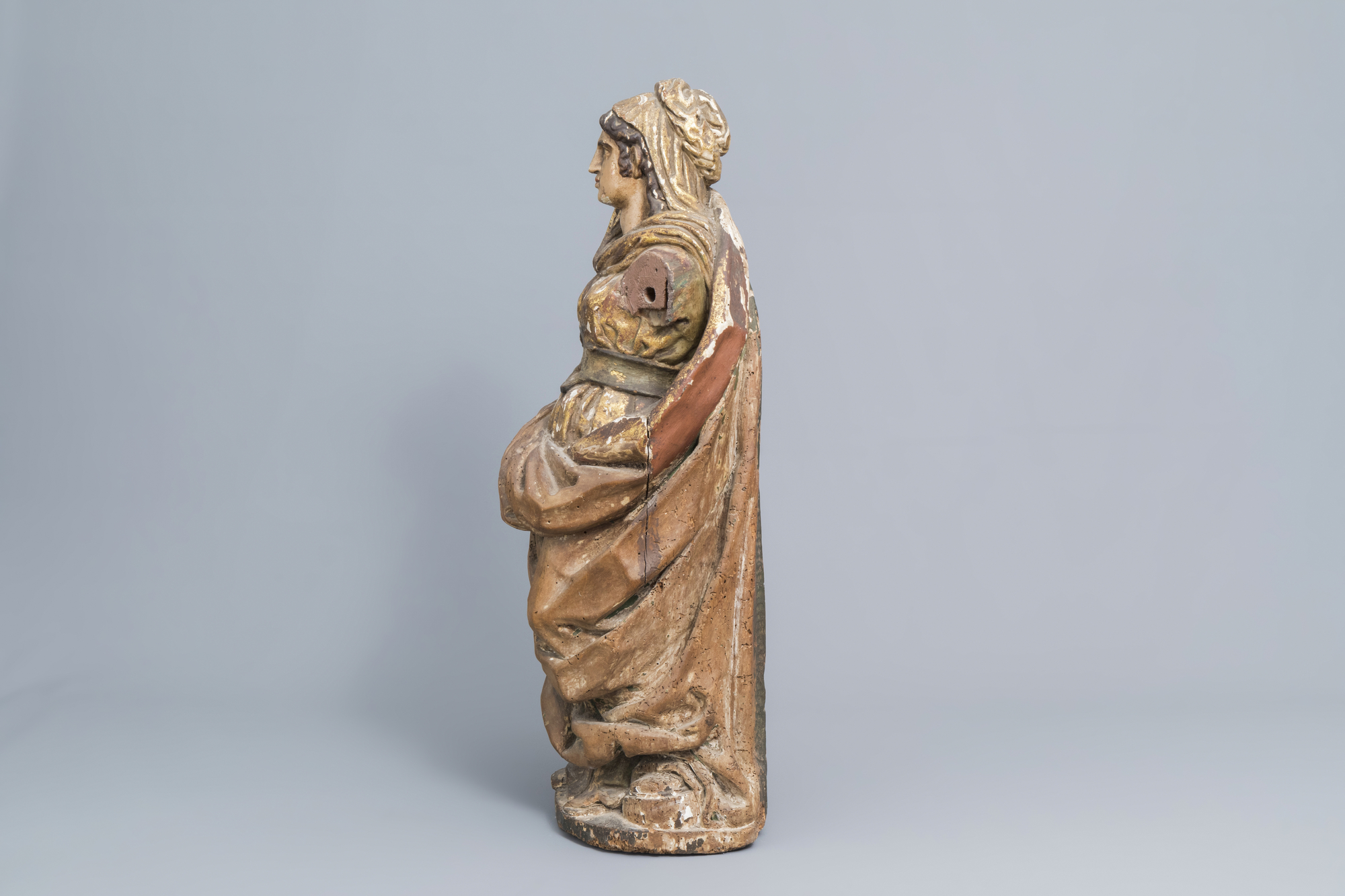 A Southern European carved, gilt and polychrome painted wooden figure, possibly Saint Barbara, 18th - Image 5 of 7
