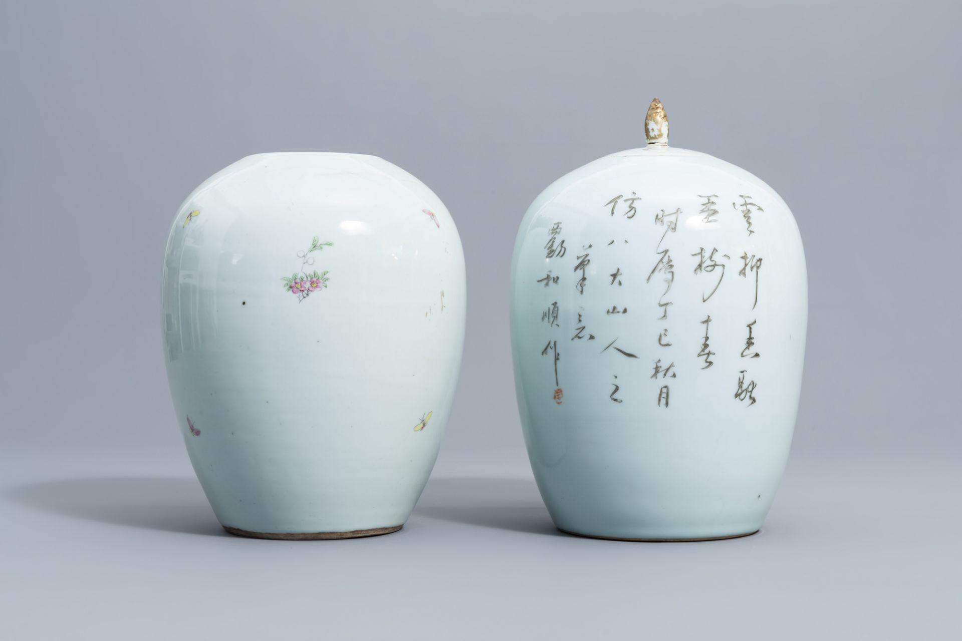 Five various Chinese famille rose and qianjiang cai ginger jars, 19th/20th C. - Image 10 of 15