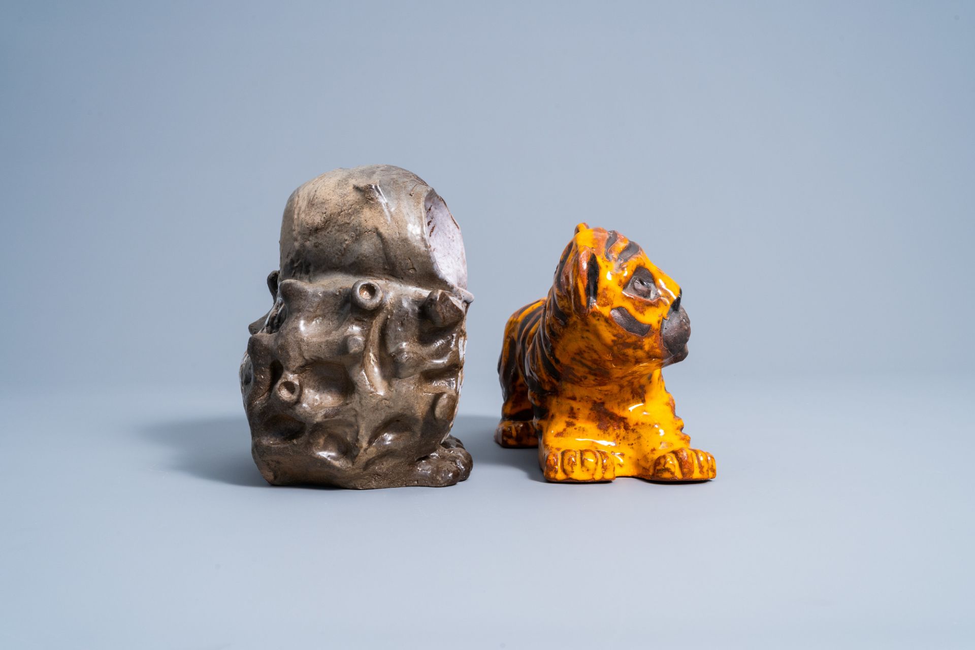 A tiger and an owl in polychrome glazed terracotta, Vandeweghe for Perignem, second half of the 20th - Image 5 of 7