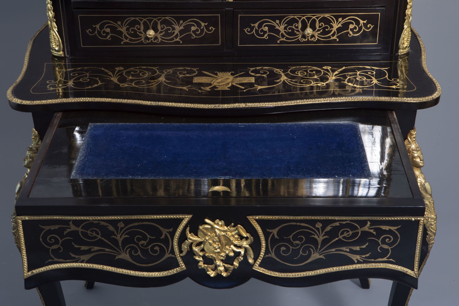 A French ebonised wooden brass inlaid and gilt bronze mounted bonheur du jour, Napoleon III, 19th/20 - Image 20 of 23