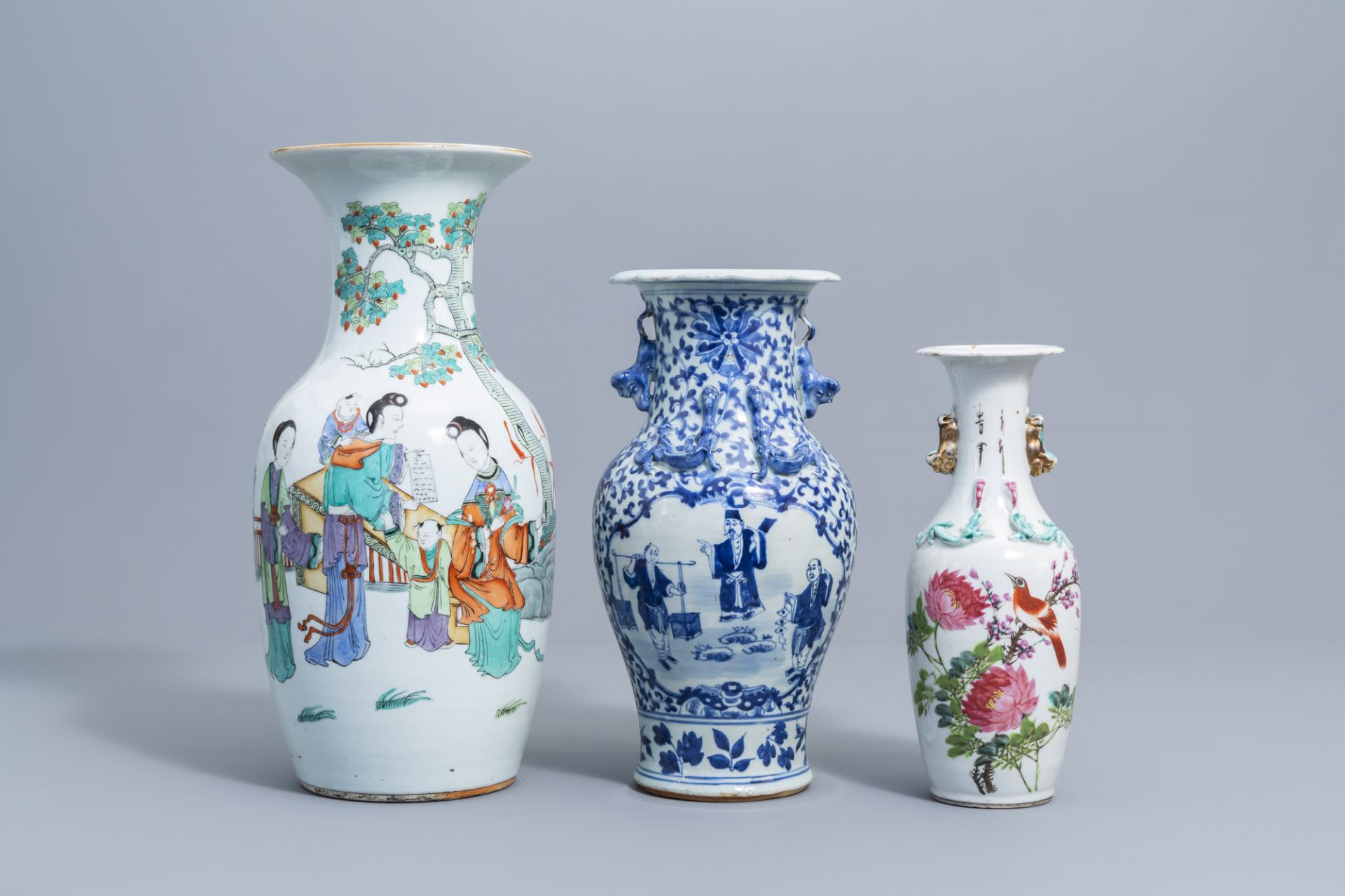 A varied collection of Chinese famille rose and blue and white porcelain, 19th/20th C. - Image 2 of 12