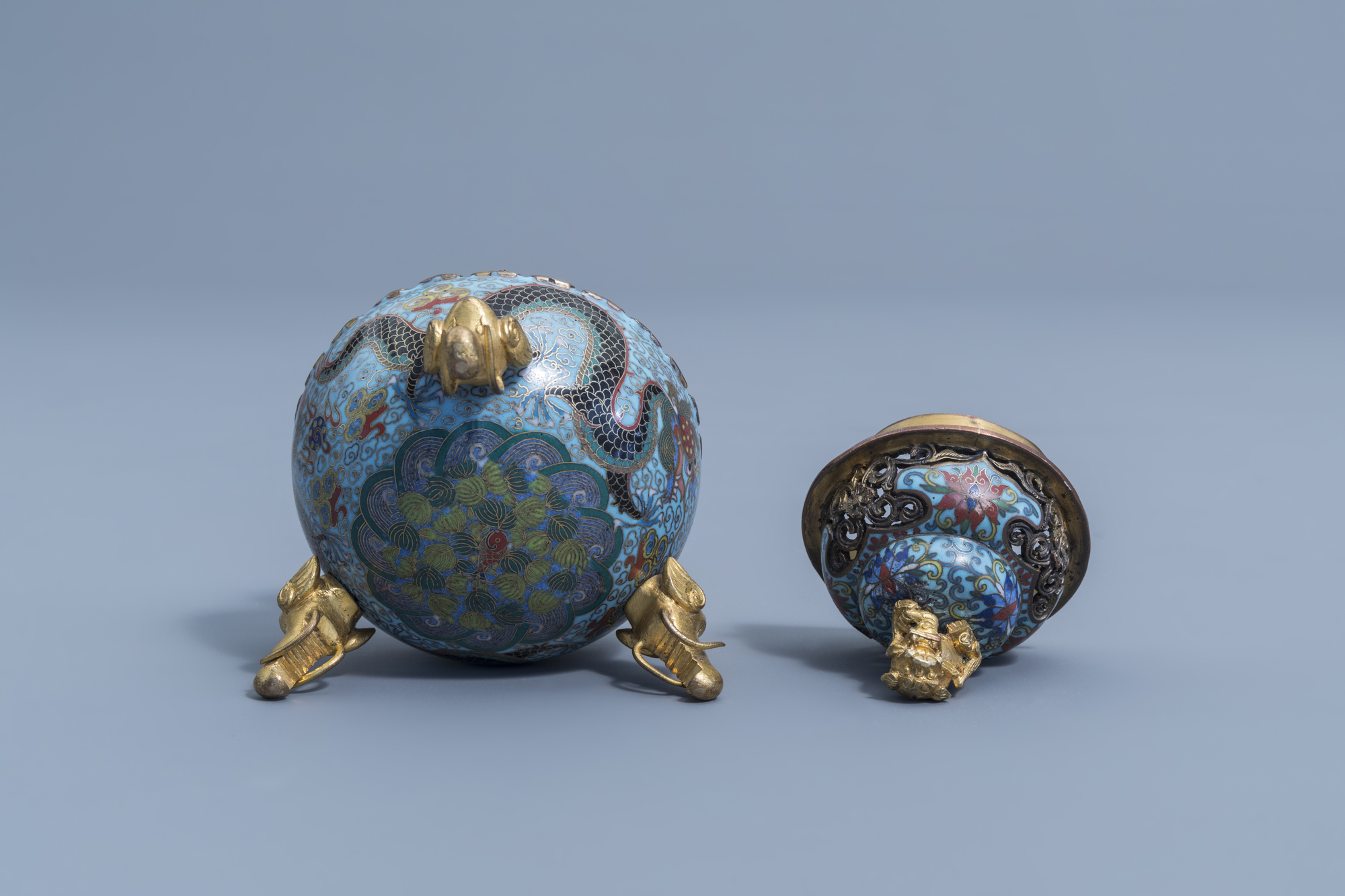 A Chinese cloisonne tripod 'dragons chasing the pearl' incense burner and cover, 20th C. - Image 8 of 8