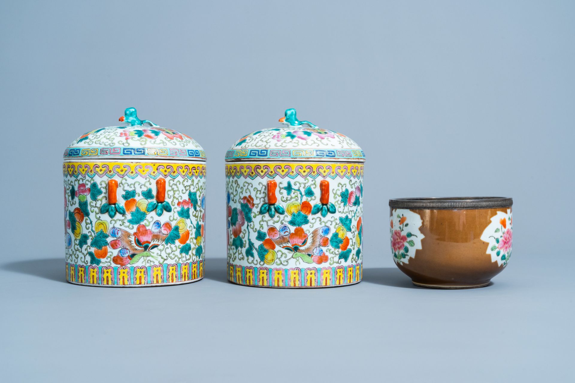 A collection of Chinese famille rose, qianjiang cai & blue & white porcelain, 18th C. & later - Image 4 of 15
