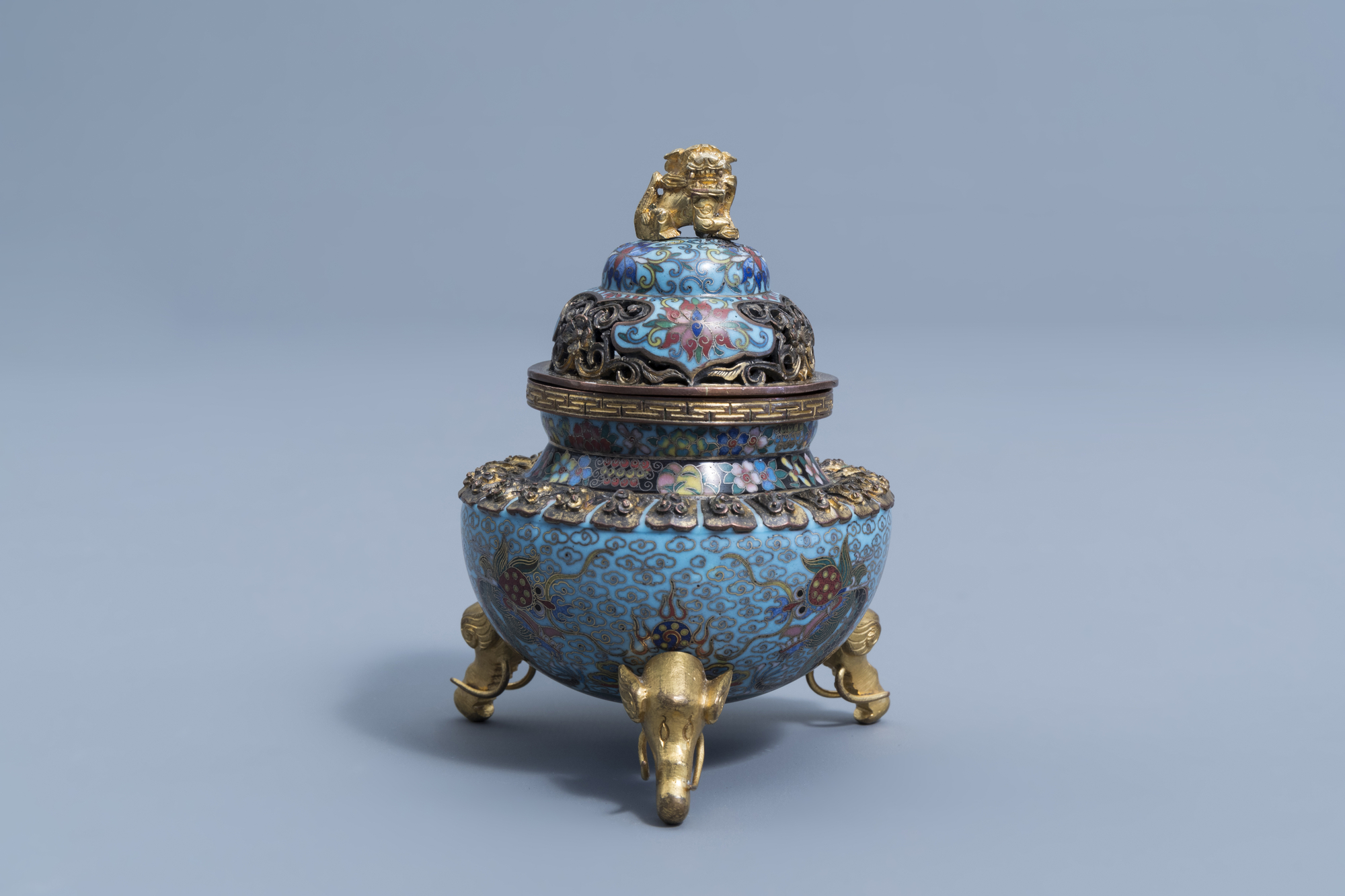 A Chinese cloisonne tripod 'dragons chasing the pearl' incense burner and cover, 20th C. - Image 3 of 8