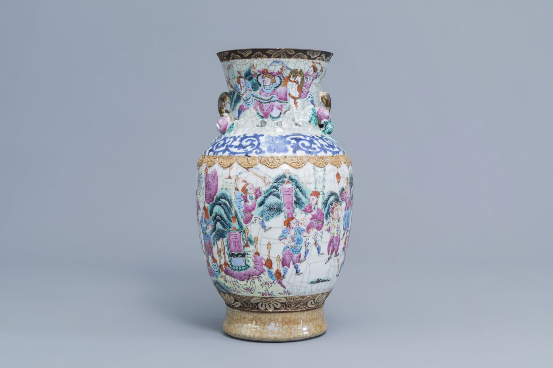 A Chinese Nanking crackle glazed famille rose 'warrior' vase, 19th C. - Image 3 of 6