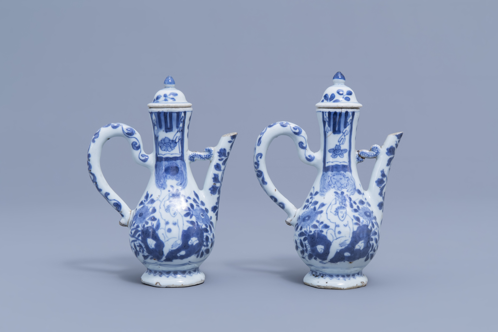 A pair of Chinese blue and white wine jugs with European subject, Kangxi - Image 2 of 10