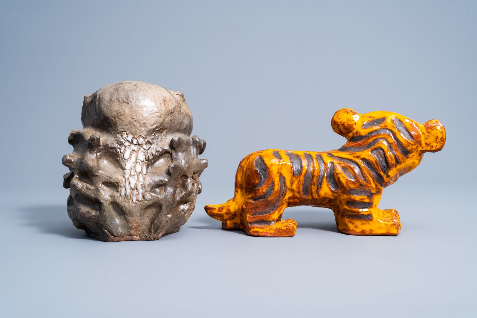 A tiger and an owl in polychrome glazed terracotta, Vandeweghe for Perignem, second half of the 20th - Image 4 of 7