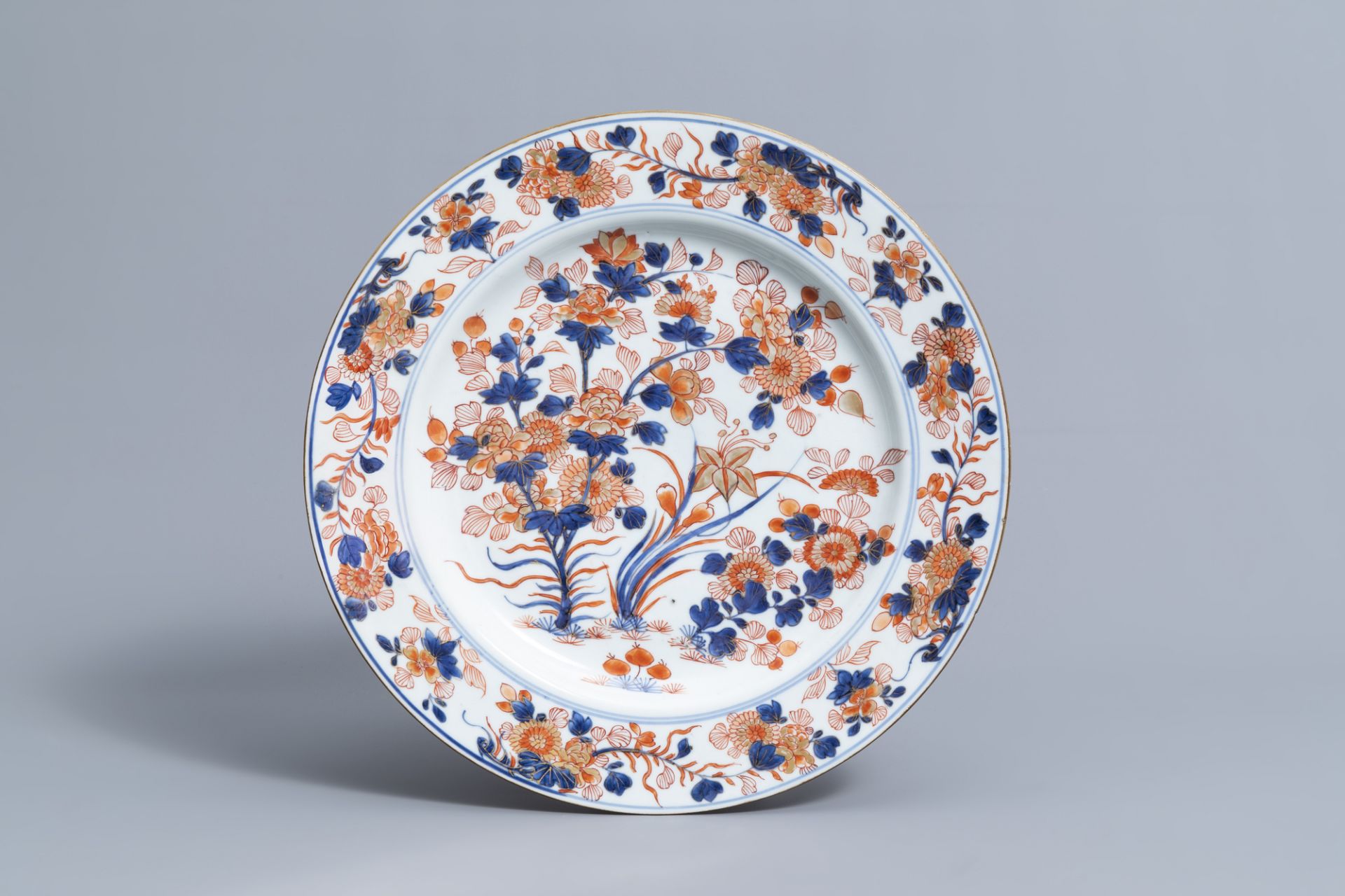 A Chinese Imari style charger with floral design and two famille rose saucers and a cup, 18th/19th C - Image 2 of 14
