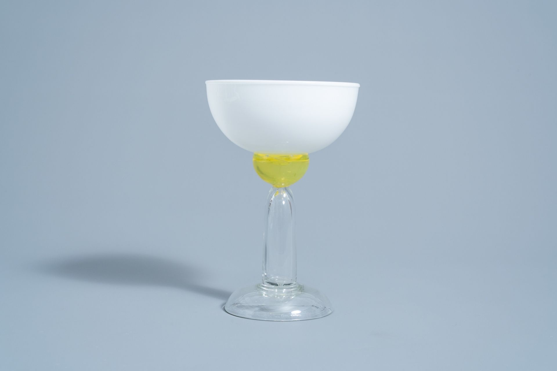 Marco Zanini (1954): 'Beltegeuse' Murano glass glass for Memphis Milano by Toso Vetri d'Arte, [1983] - Image 3 of 9