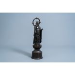 A Japanese bronze figure of Buddha on an inscribed lotus base, Edo/Meiji, 18th/19th C.