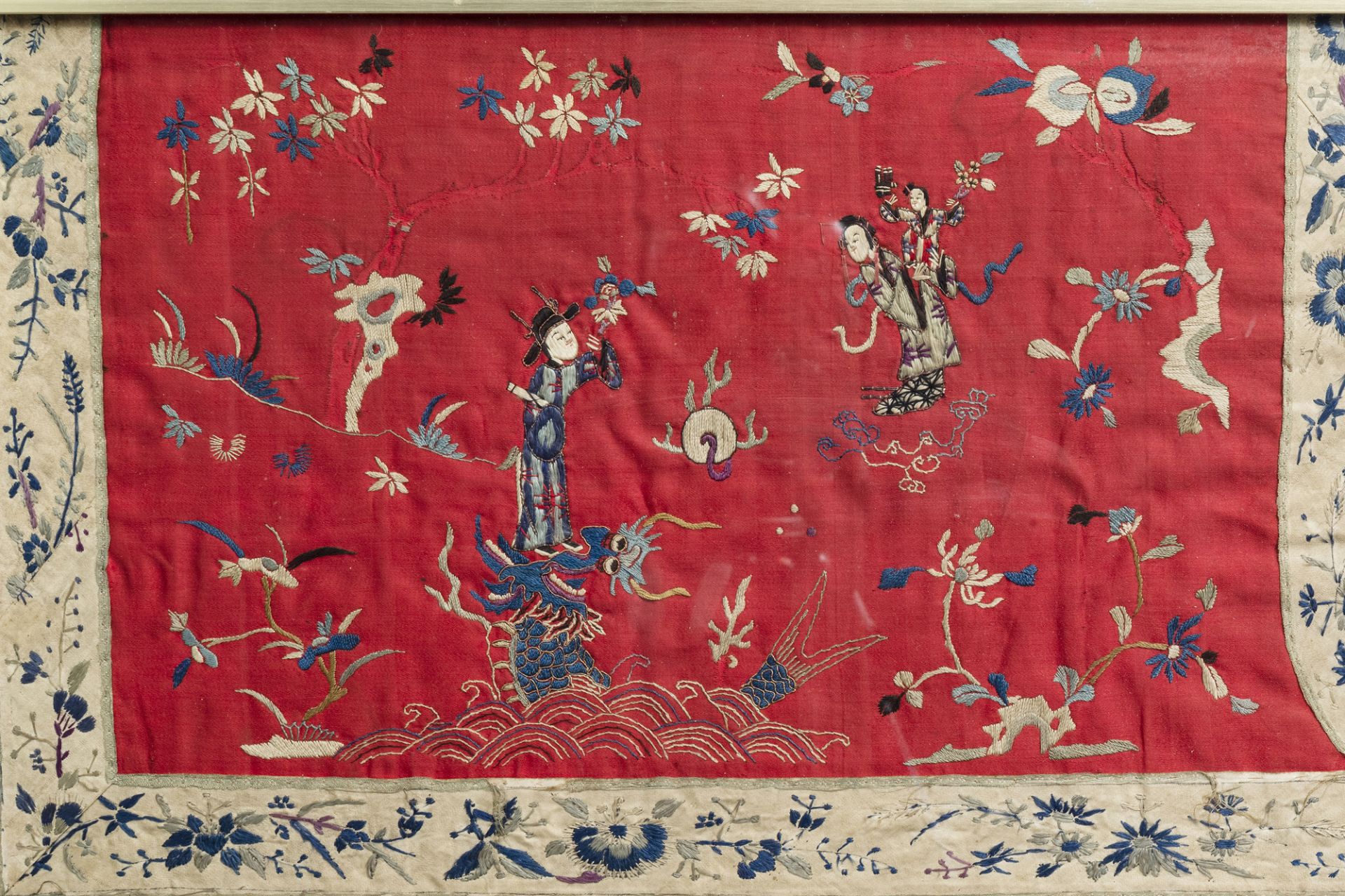 A Chinese framed embroidered altar cloth with playing children and floral design, 19th C. - Image 4 of 6