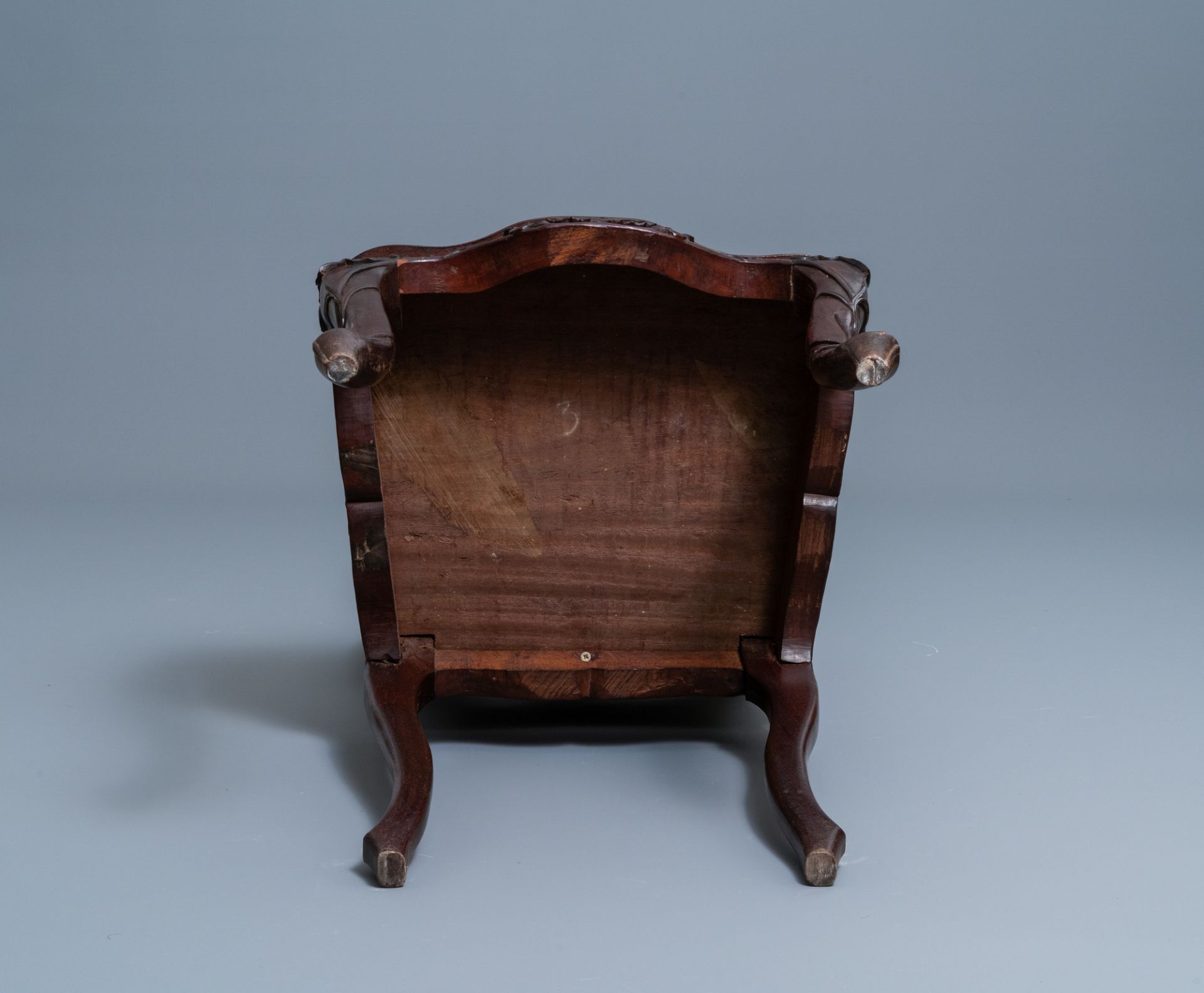 Four wooden chairs with reticulated backs, Macao or Portuguese colonial, 19th C. - Image 29 of 47