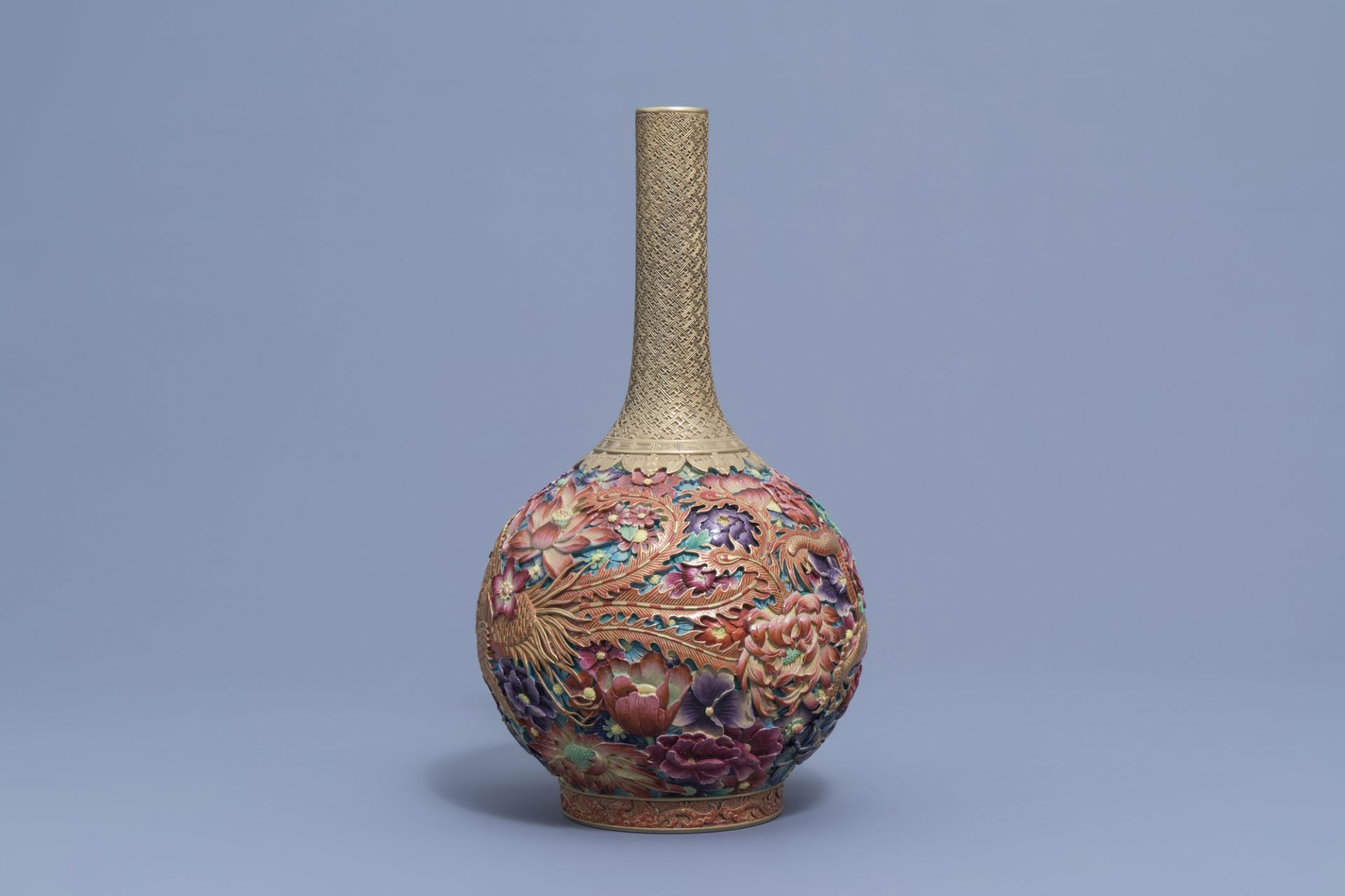 A Chinese famille rose 'dragon and phoenix' bottle vase, Qianlong mark, 20th C. - Image 4 of 7