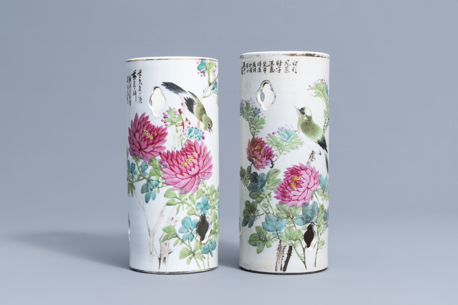 Two reticulated Chinese qianjiang cai hat stands with birds among blossoming branches, 19th/20th C. - Image 2 of 7