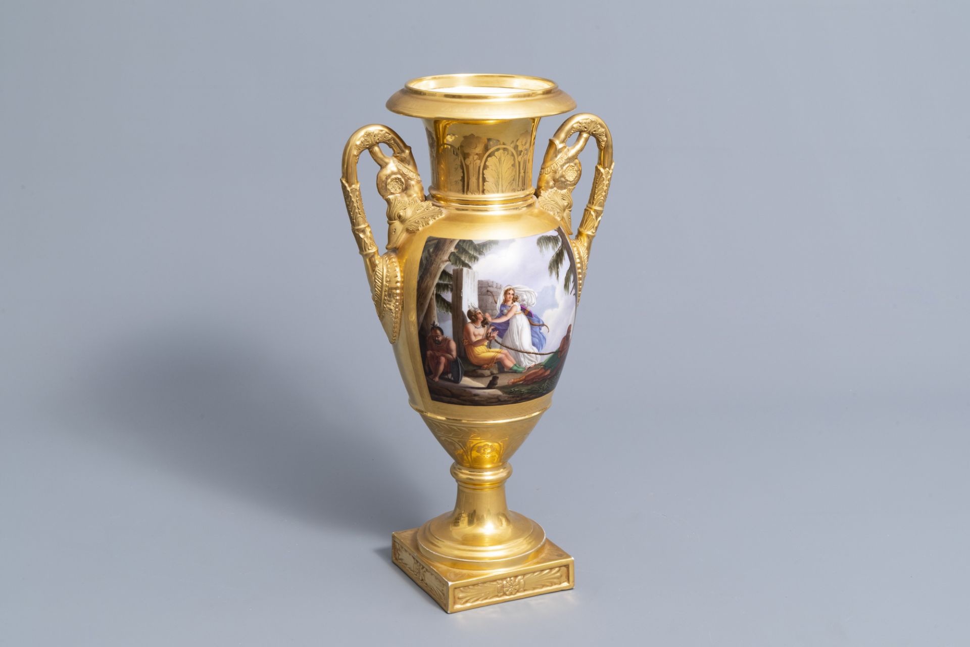 A French gilt and polychrome decorated Empire vase with a liberation in an exotic context, 19th C. - Image 2 of 7