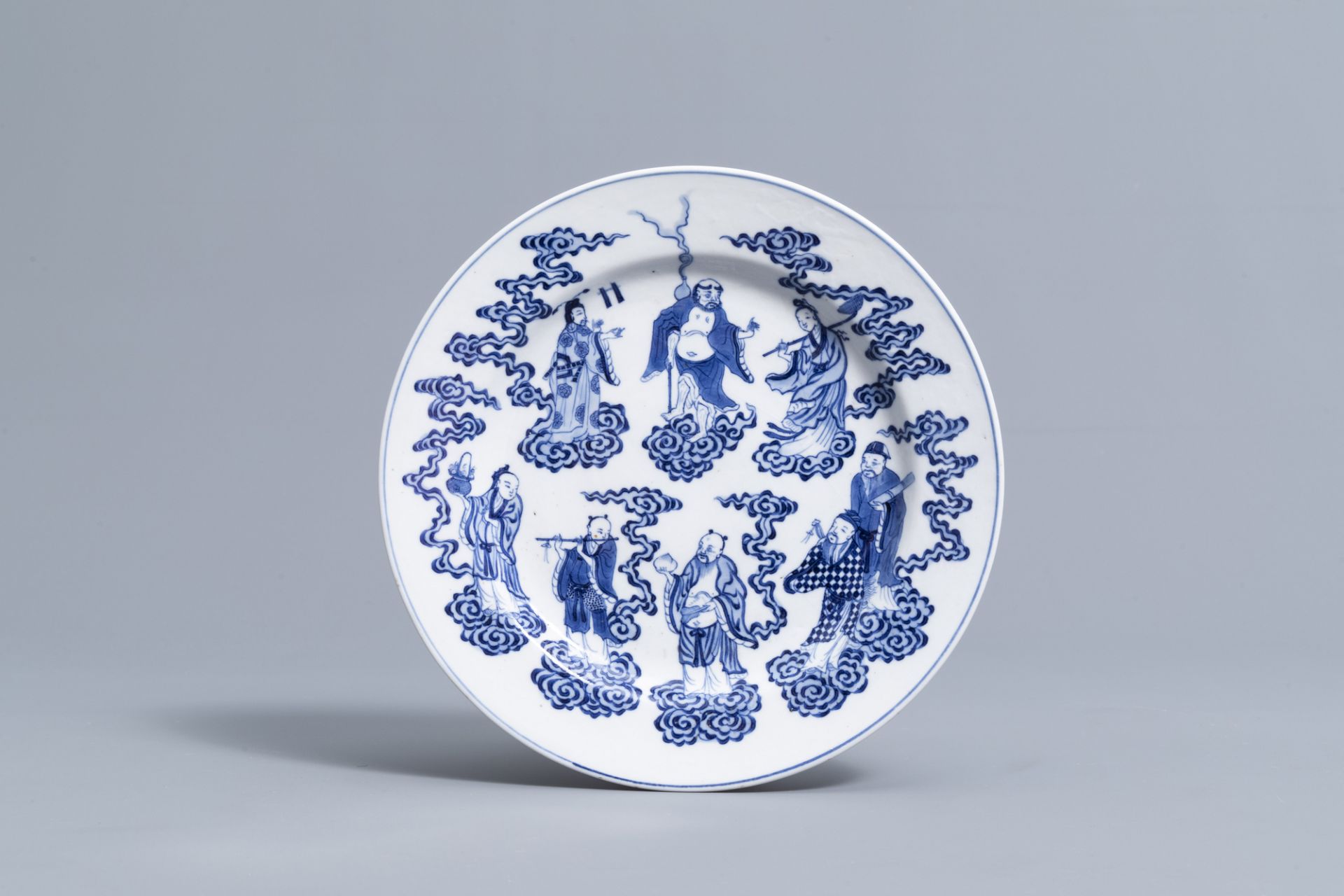 A varied collection of Chinese blue, white, qianjiang cai and famille rose porcelain, 19th/20th C. - Image 11 of 13