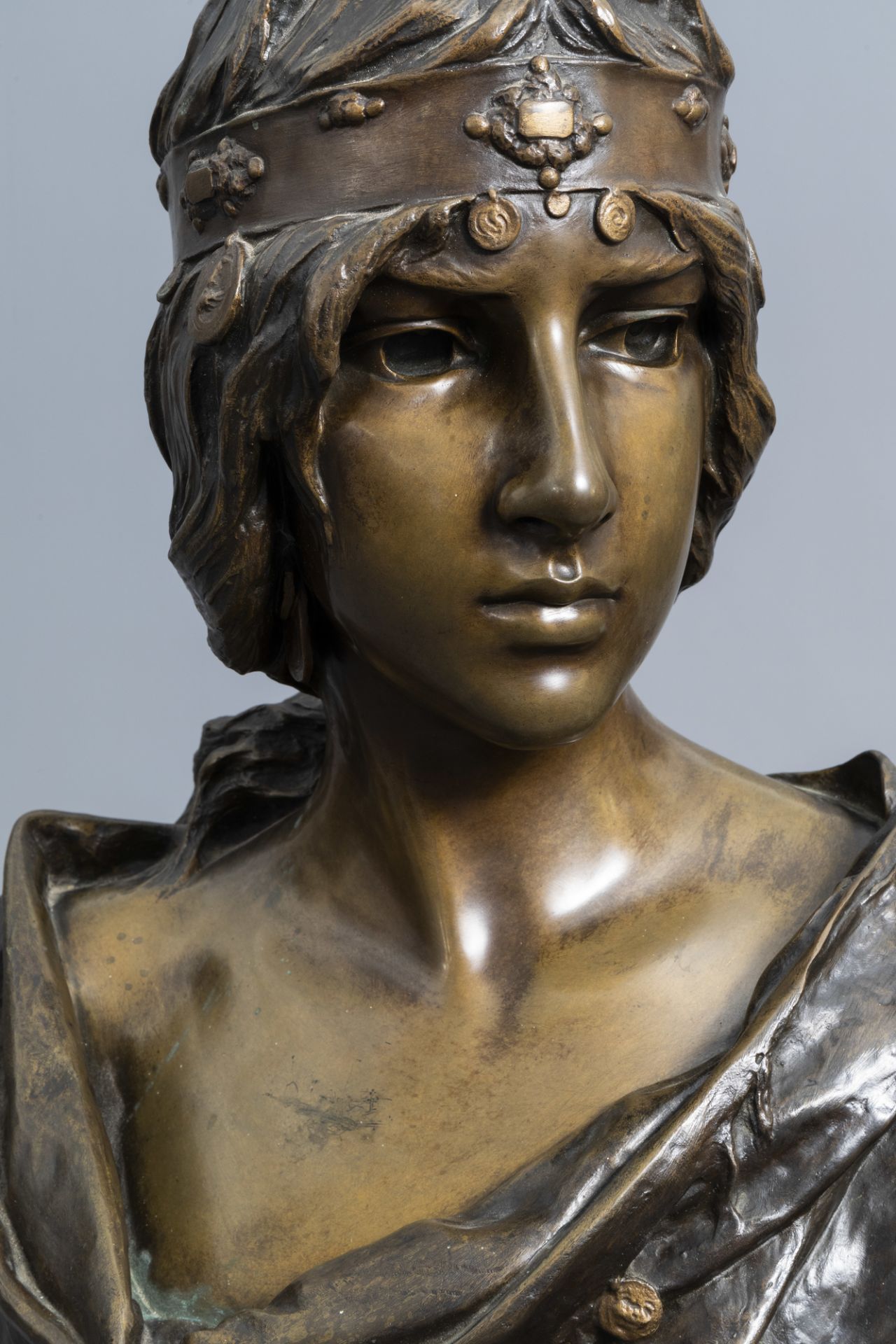 Emmanuel Villanis (1858-1914): 'La Sybille', patinated bronze - Image 2 of 11