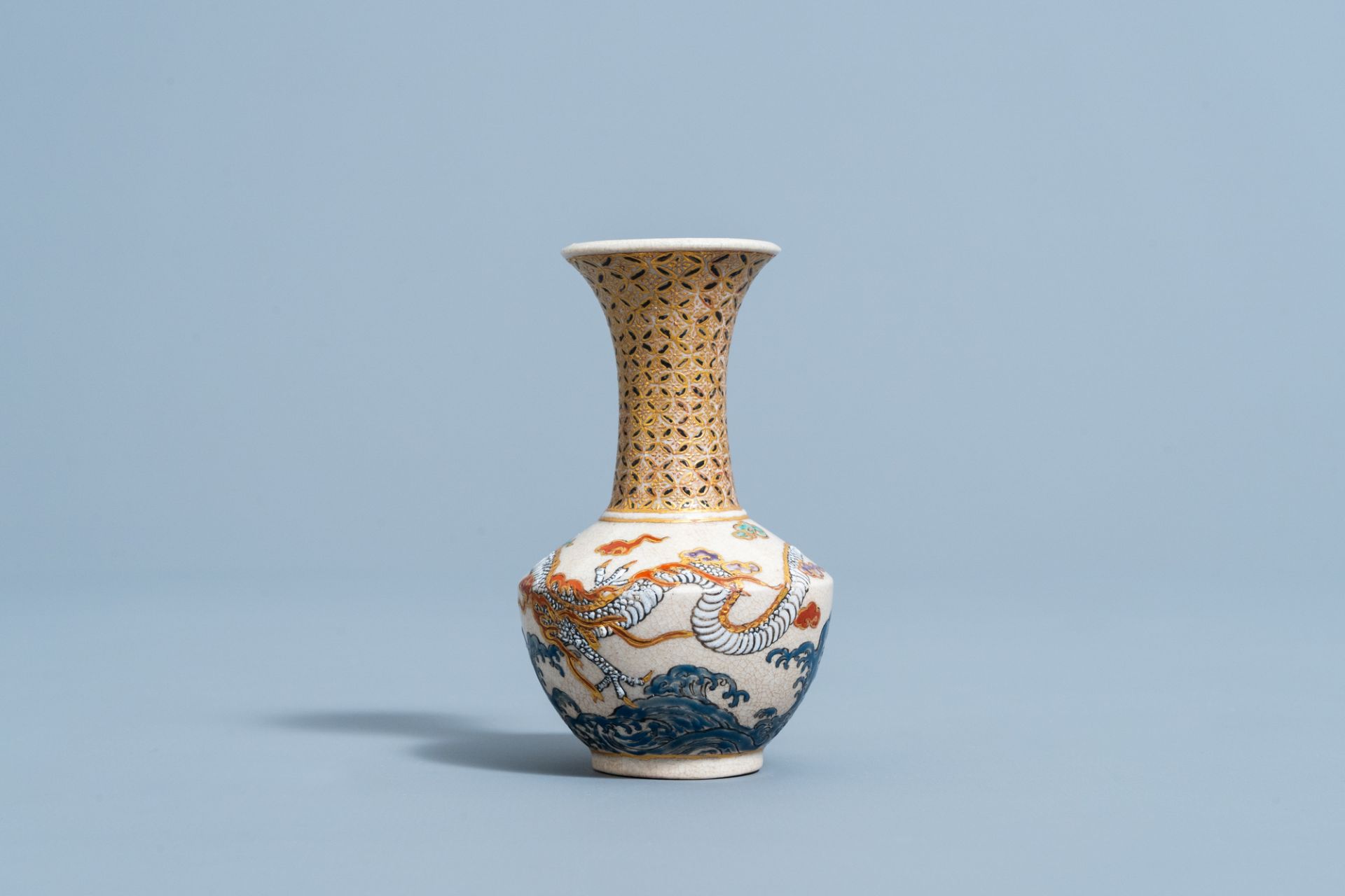 A Japanese Satsuma 'dragons' vase, Edo/Meiji, 19th C. - Image 4 of 7