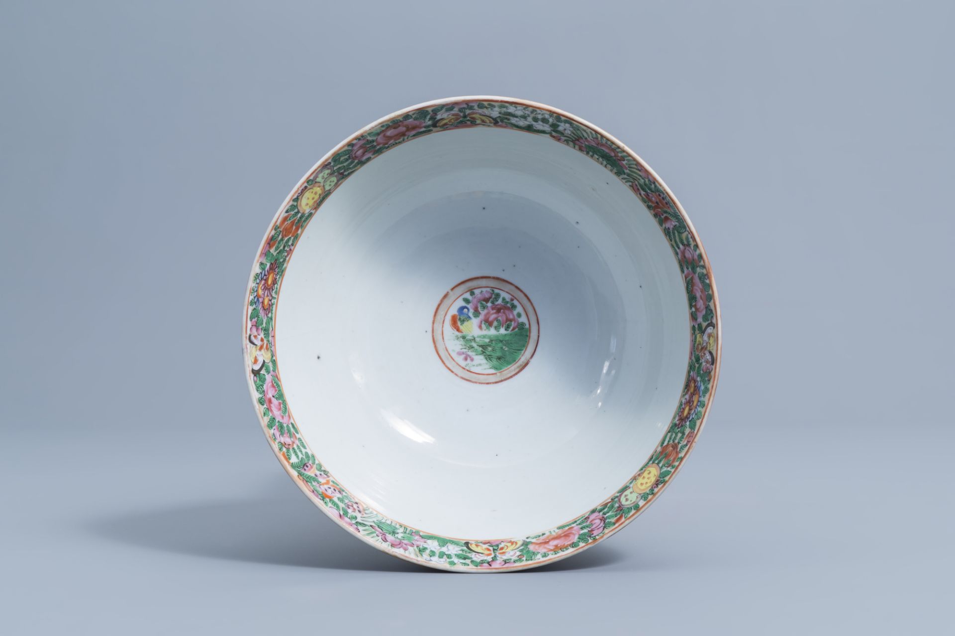 A varied collection of Chinese Canton famille rose porcelain, 19th/20th C. - Image 6 of 31