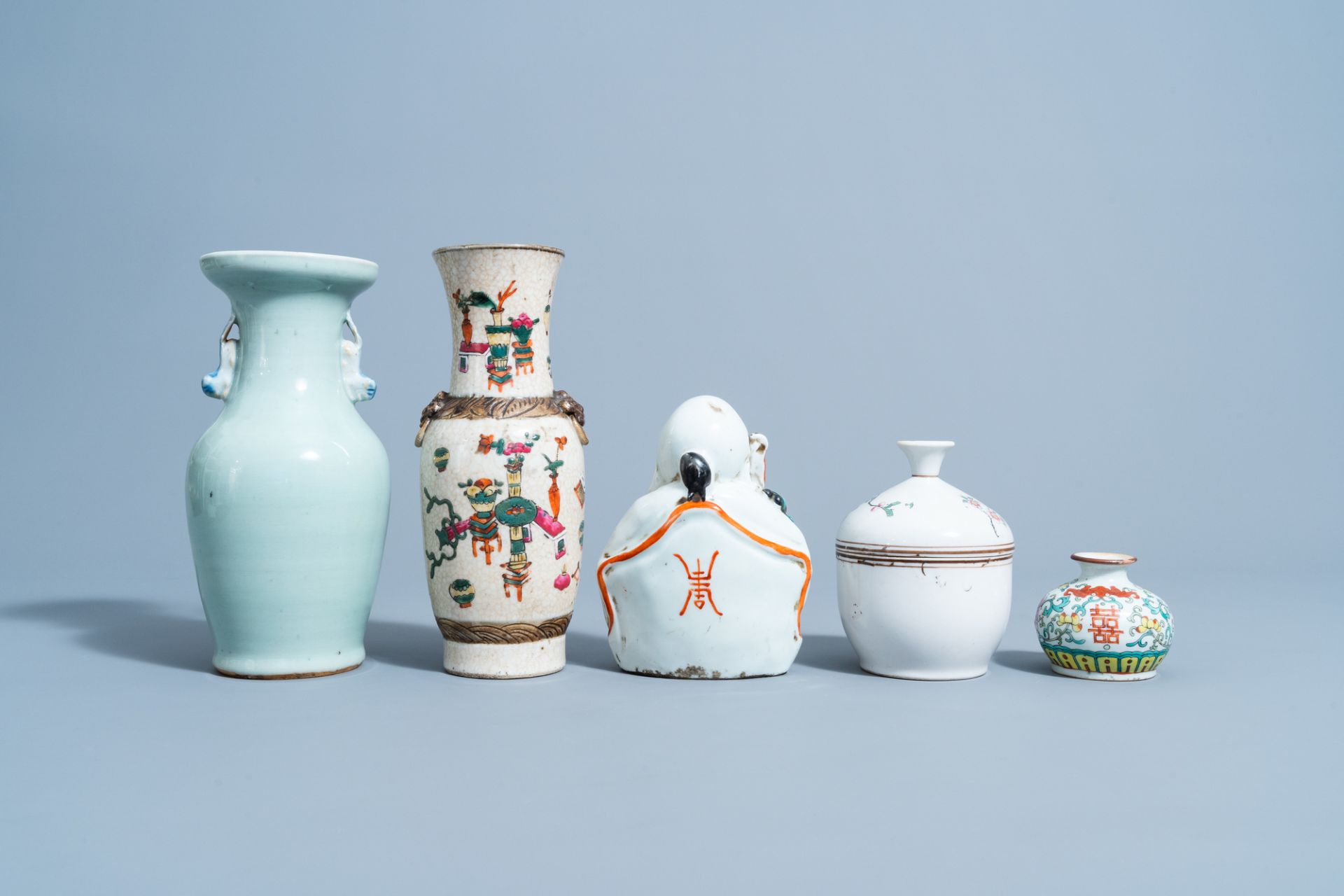 A collection of Chinese famille rose, qianjiang cai & blue & white porcelain, 18th C. & later - Image 12 of 15