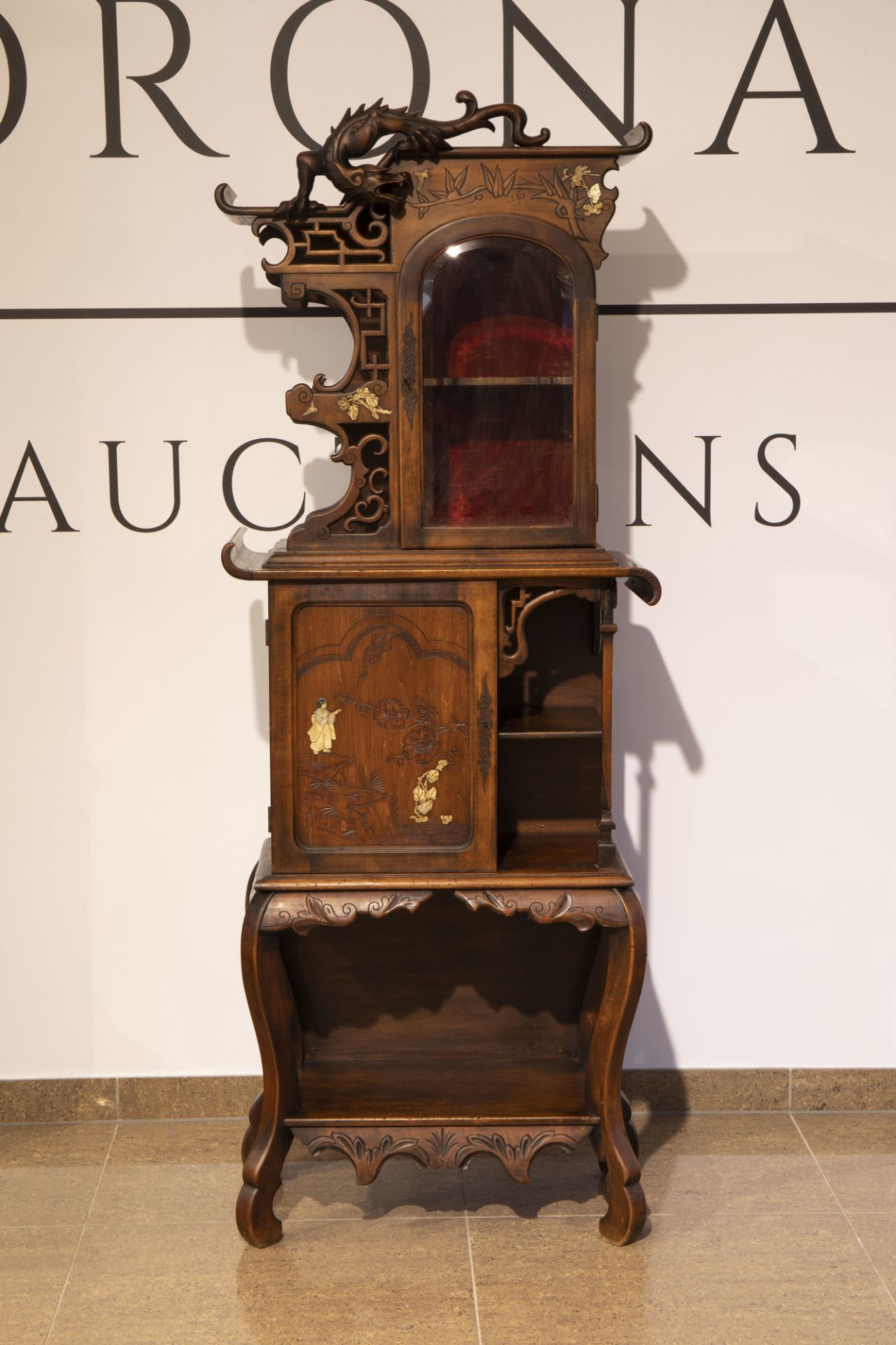 Gabriel Viardot (1830-1906) and/or workshop: A wooden Japonism display cabinet with bone inlay, Fran - Image 3 of 11