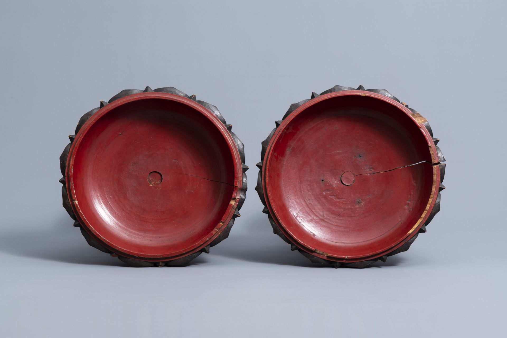 A pair of lotus-shaped gilt-lacquered wood 'tenong' or marriage boxes, Palembang, Indonesia, 19th/20 - Image 6 of 9