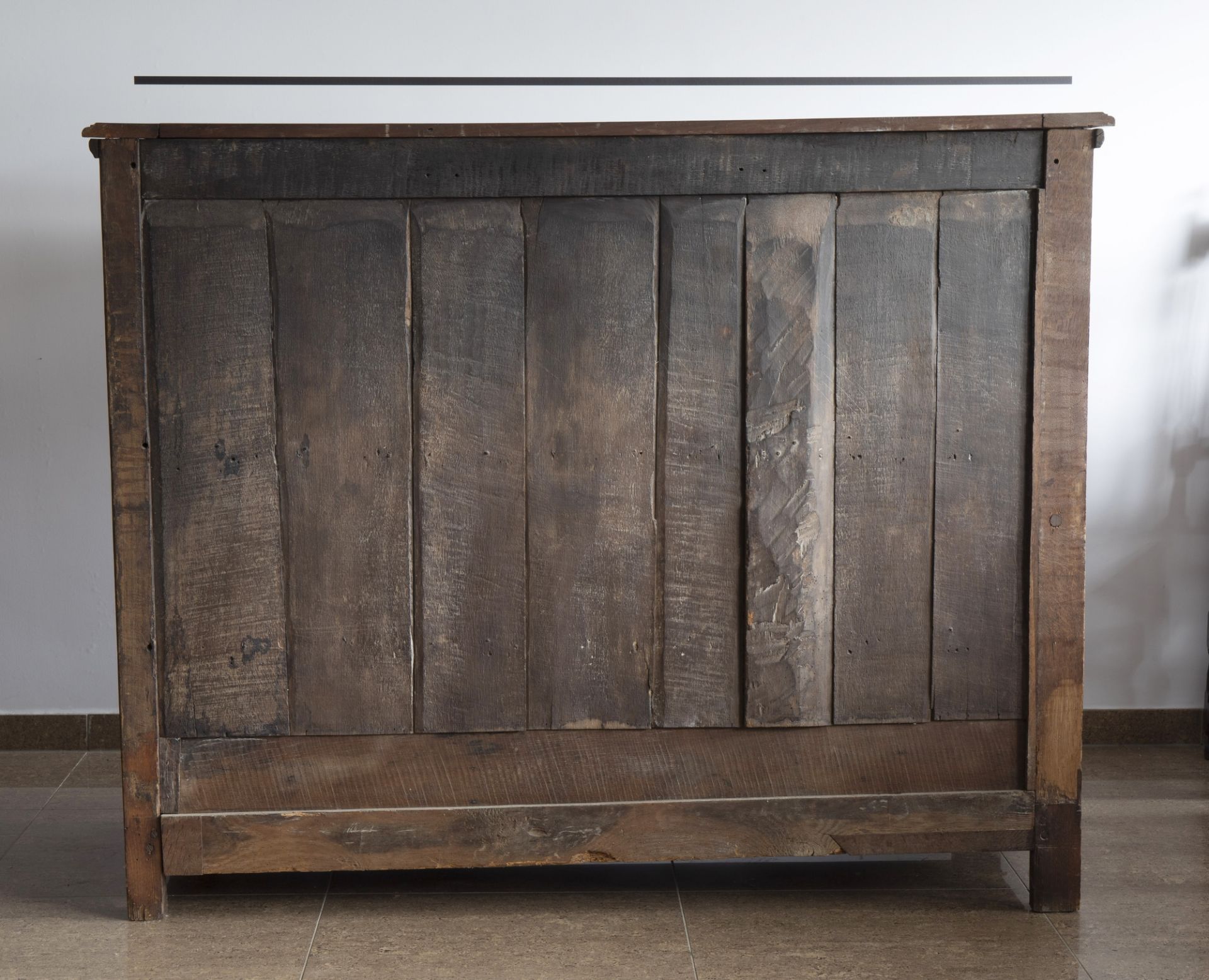 An oak wooden buffet dresser with floral design and lion heads, the Netherlands, 17th C. and later - Image 5 of 7