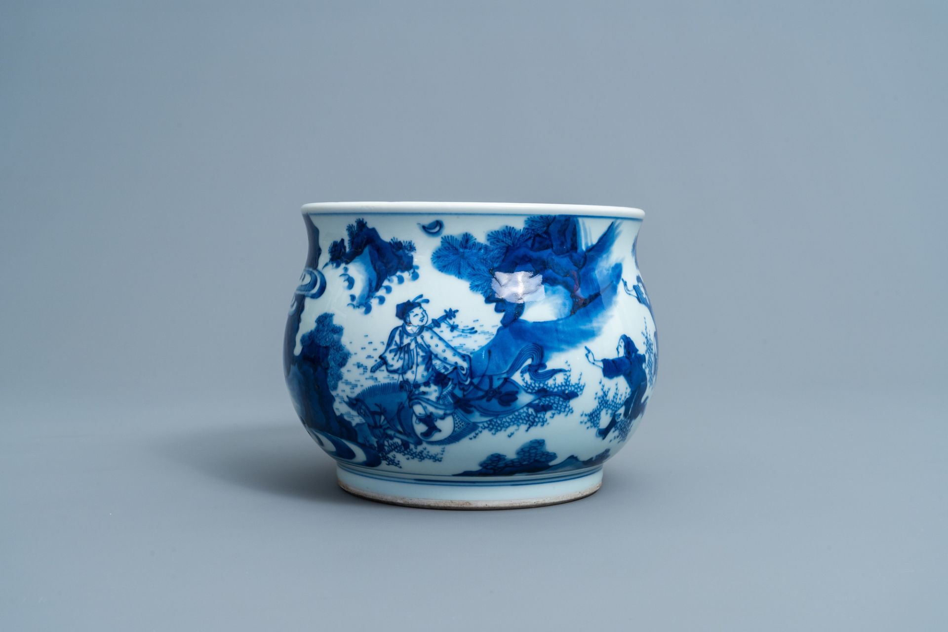 A Chinese blue and white censer with figures in a landscape, 19th/20th C. - Image 6 of 9