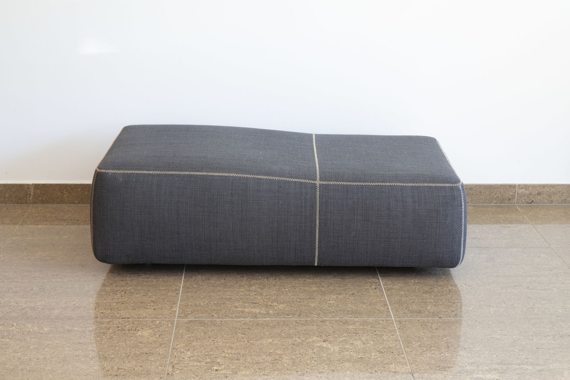 Patricia Urquiola (1961): 'Bend' sofa for B&B Italia, 2010 - Image 18 of 32