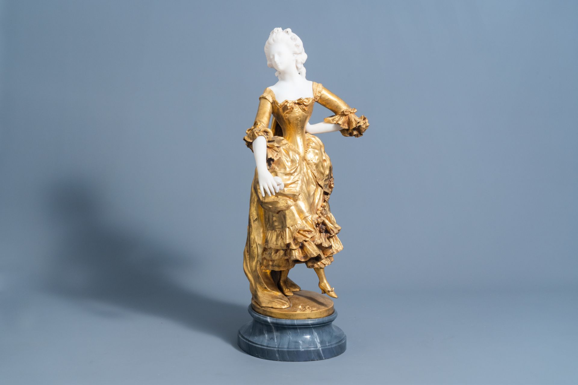 Affortunato Gory (act. 1895/1925): A dancing lady with a flower in her hand, marble and gilt bronze, - Image 2 of 11