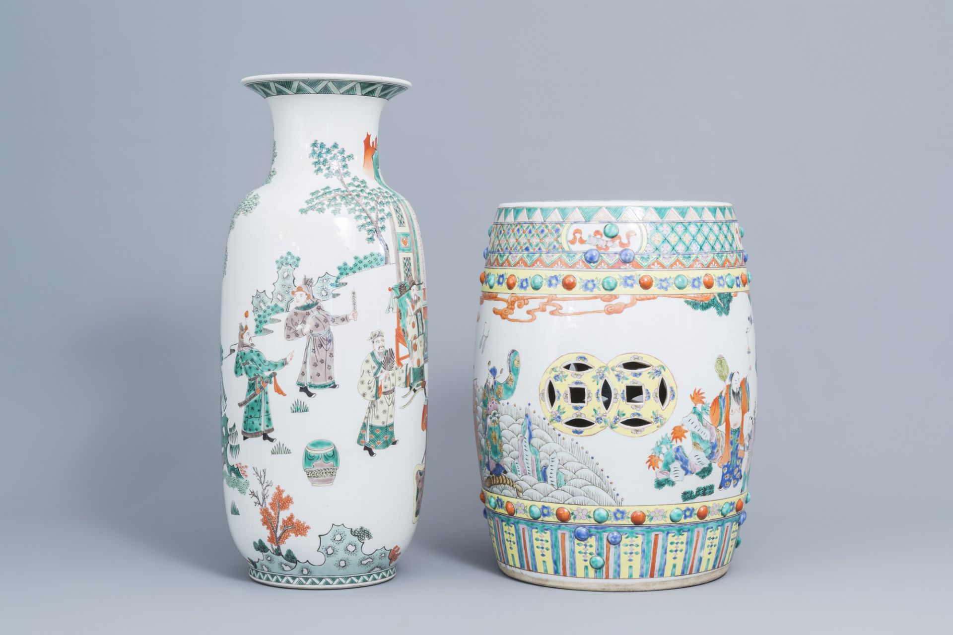 A Chinese famille verte vase and a garden seat with figurative design all around, 20th C. - Image 2 of 6